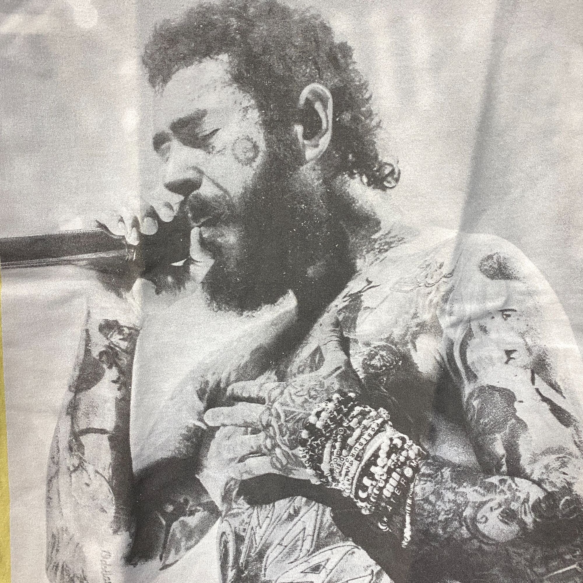Rap Tees Post Malone Retro Graphic T-Shirt Medium Size US M / EU 48-50 / 2 - 2 Thumbnail