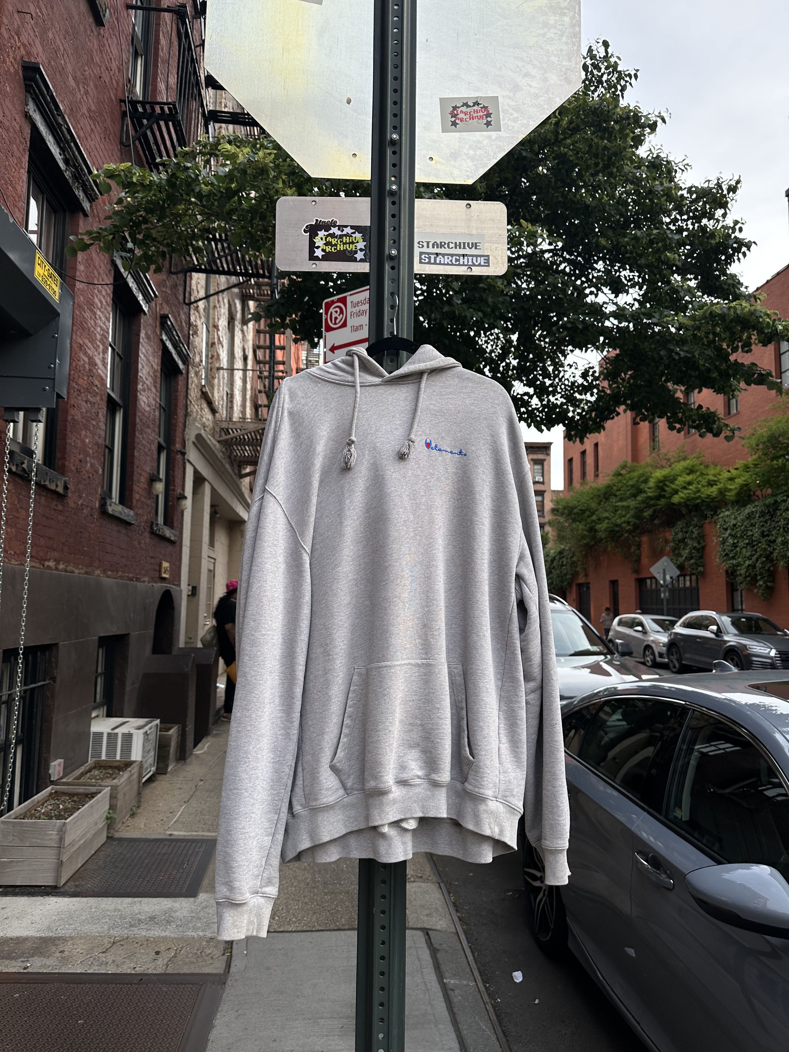 Vetements Vetements Parody Hoodie Size US M / EU 48-50 / 2 - 2 Thumbnail