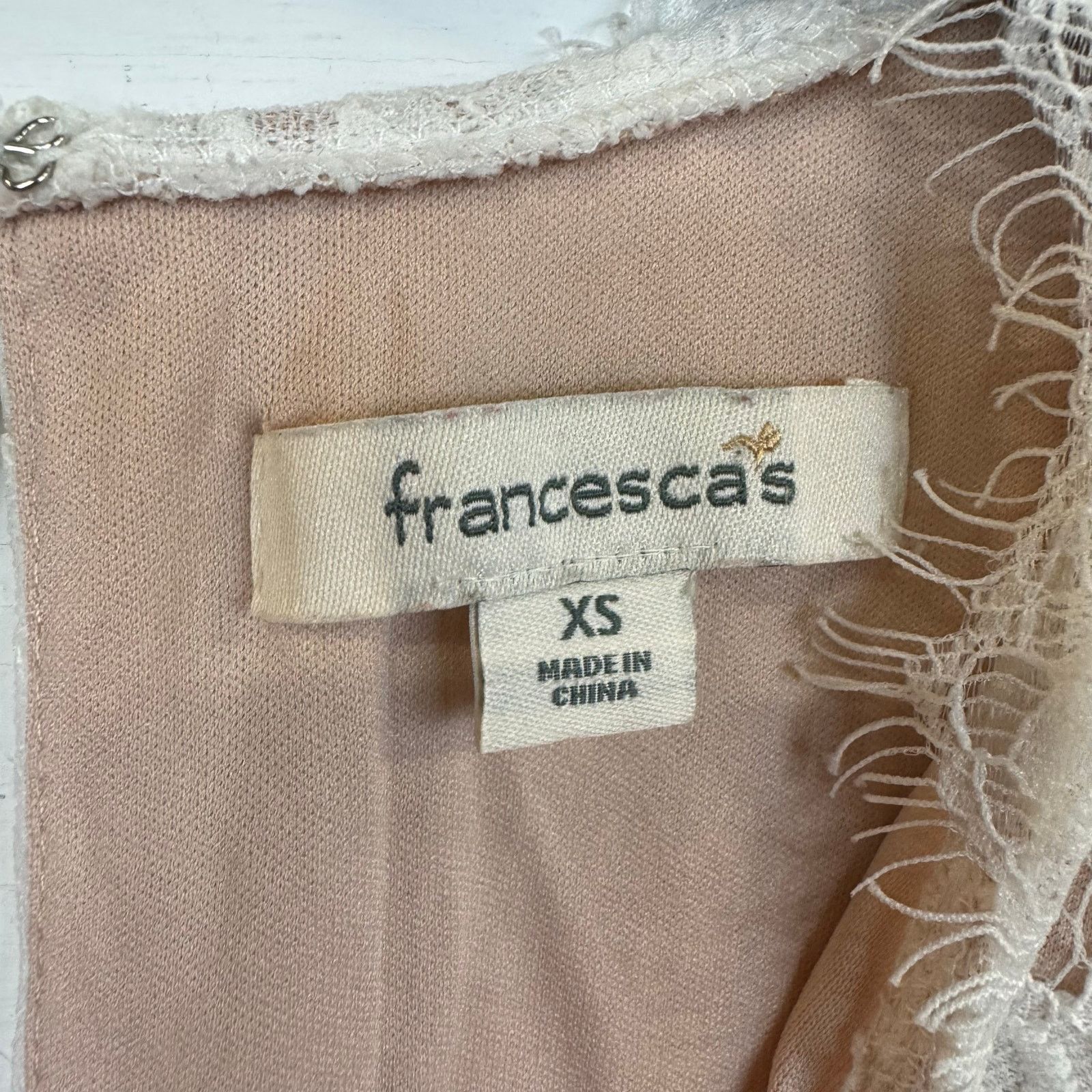 Other Francesca's White Lace Romper Women's Size XS Size 24" / US 00 / IT 34 - 3 Thumbnail
