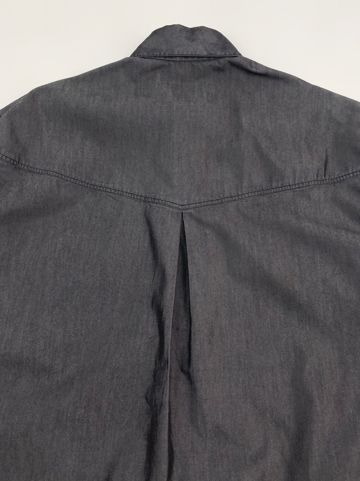 Versace Jeans Couture 1990’s Versace Jeans Couture Shiny Cotton Button Up Shirt Size US M / EU 48-50 / 2 - 8 Thumbnail
