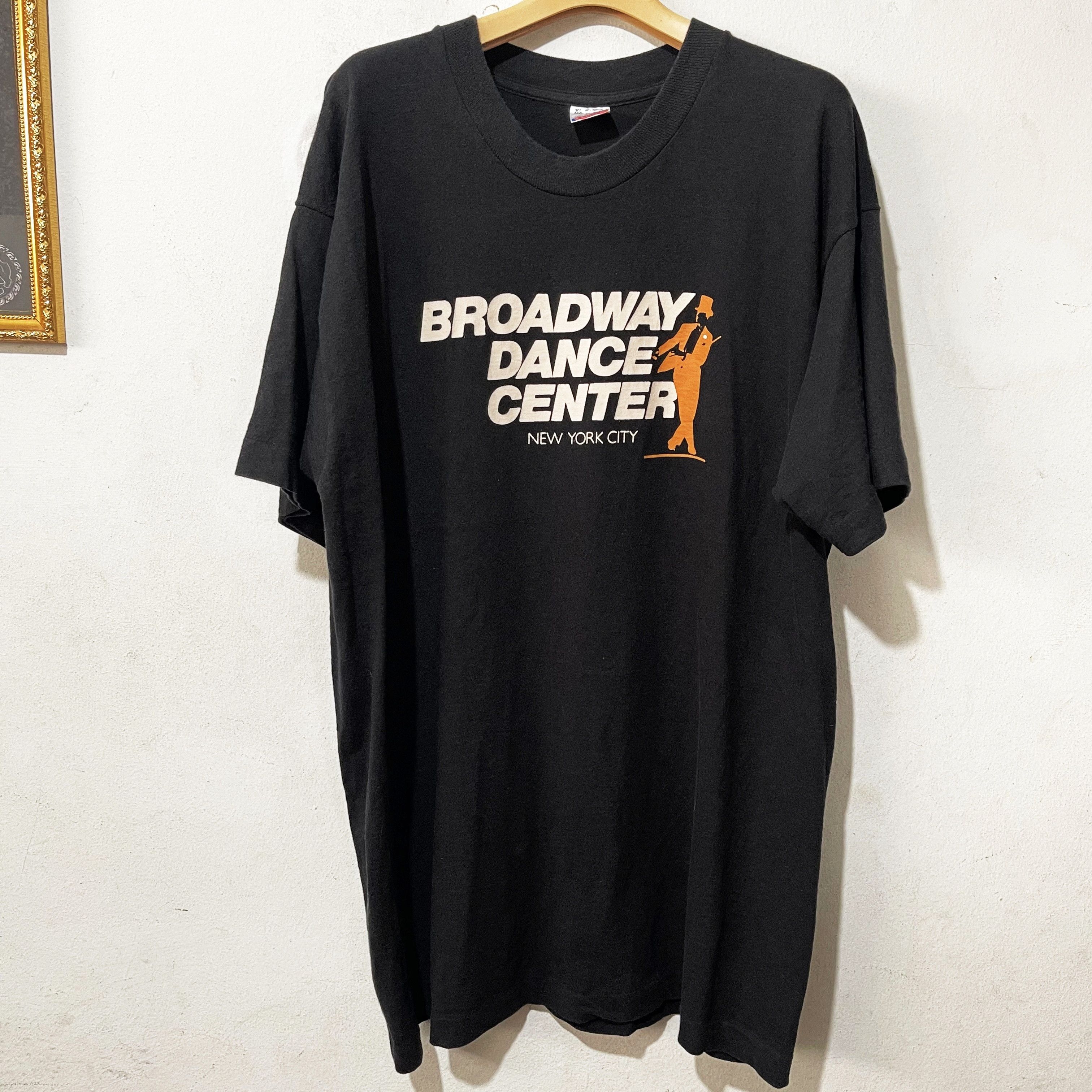 Band Tees × Vintage Vintage 90s Broadway Dance Center New York Shirt Size US XL / EU 56 / 4 - 1 Thumbnail