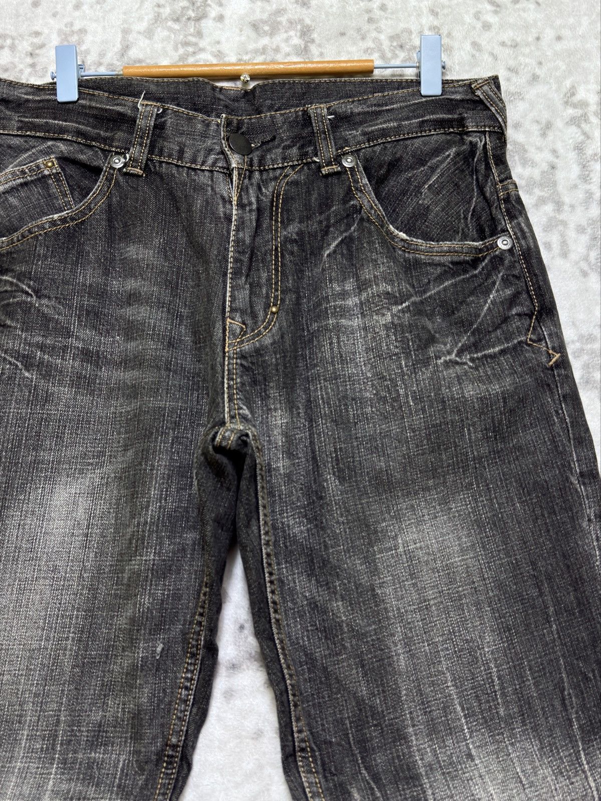 Japanese Brand Vintage UJ Jeans Buckle Back Claw Mark Distressed Denim Size US 33 - 5 Thumbnail