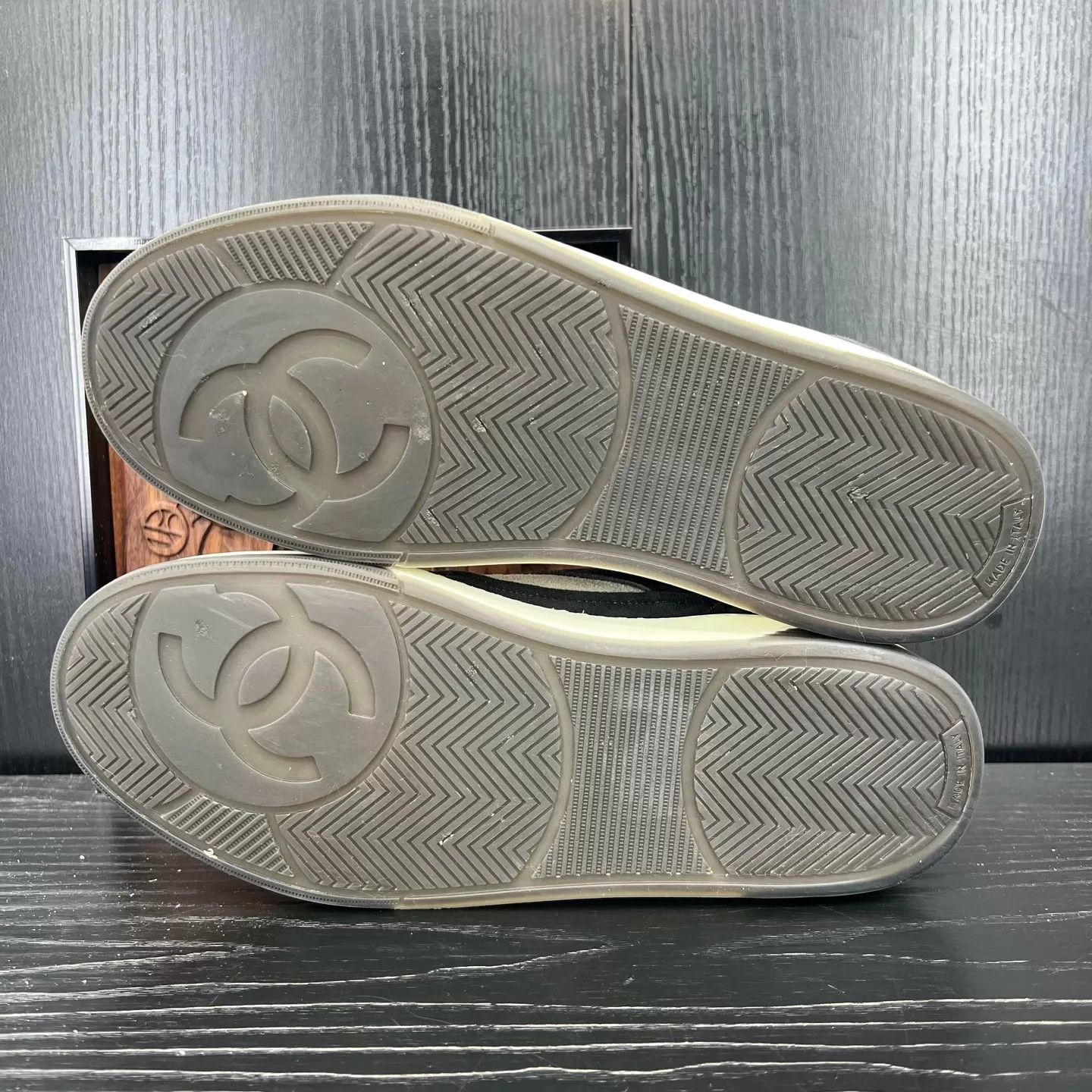 Chanel Chanel 23P Women's Black/White/Gray Low-Top Sneakers 40 Size US 9.5 / IT 39.5 - 5 Thumbnail