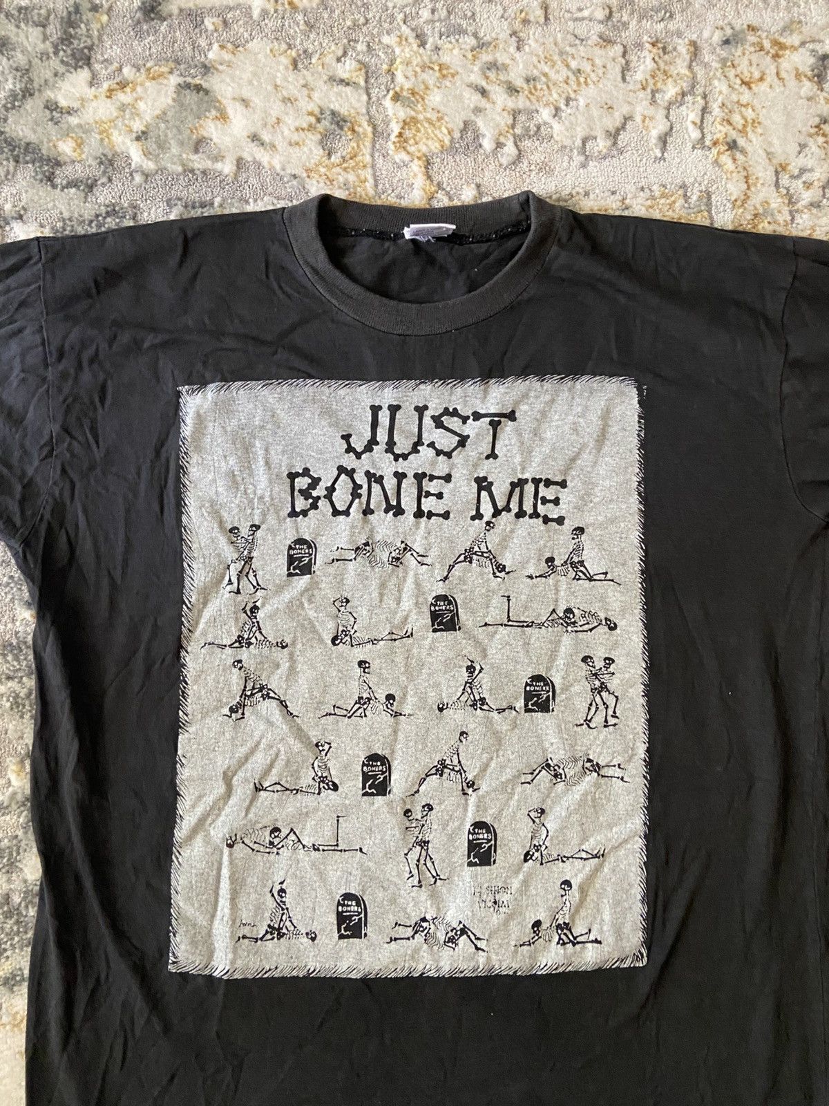 Vintage VINTAGE JUST BONE ME FASHION VICTIM Size US M / EU 48-50 / 2 - 2 Thumbnail