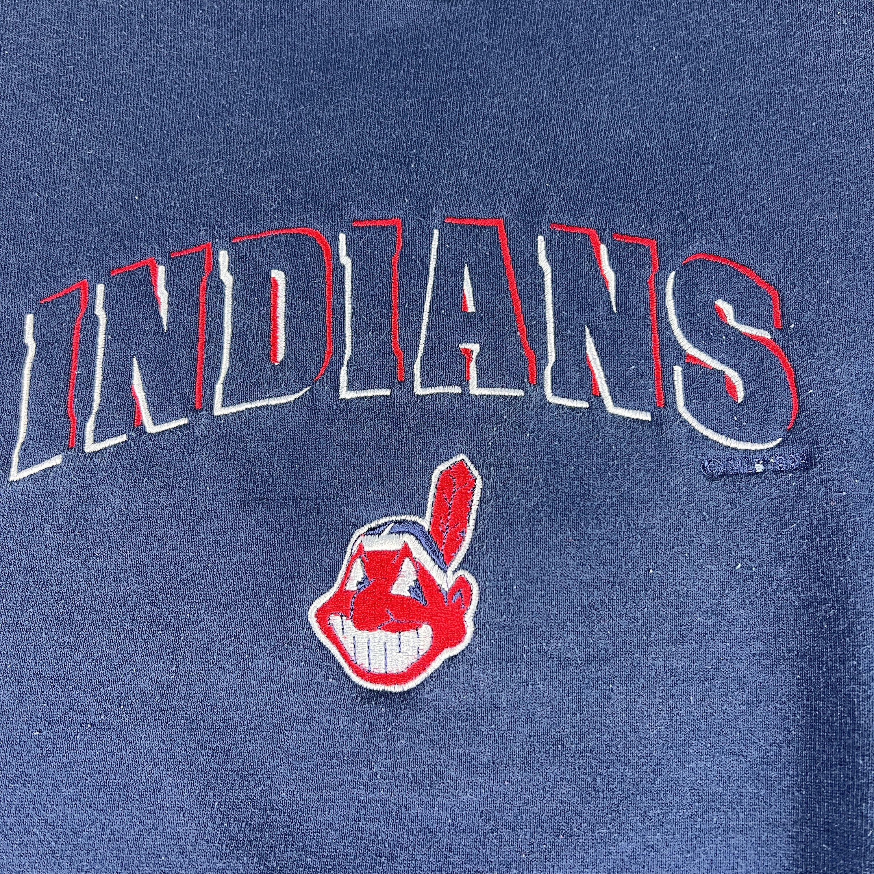 Fruit Of The Loom × MLB × Vintage VTG Cleveland Indians Sweatshirt Faded Embroidered Crewneck Size US L / EU 52-54 / 3 - 2 Thumbnail
