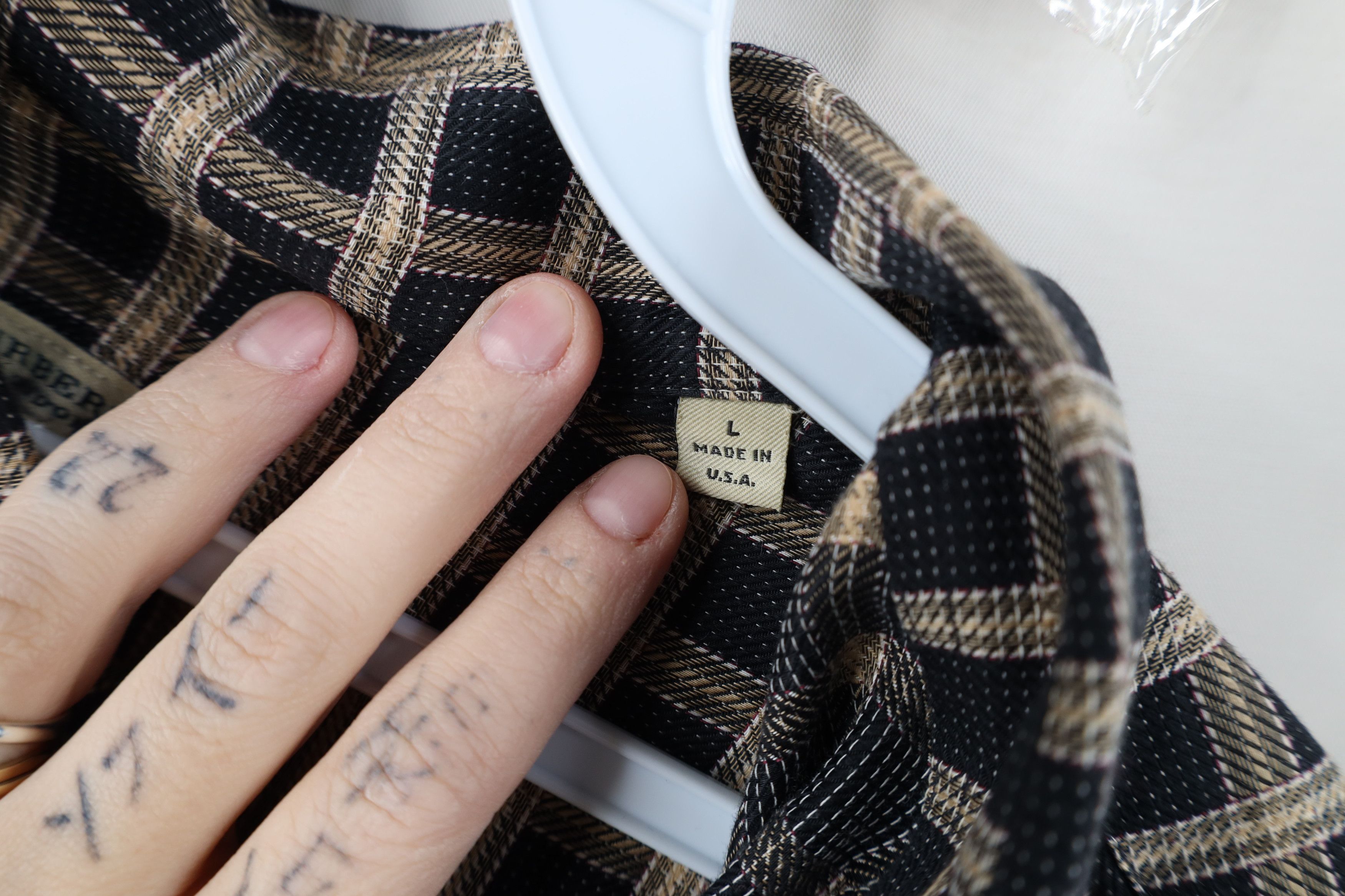 Burberry Burberry London Earth Tone Collared Button Down Shirt USA Size US L / EU 52-54 / 3 - 7 Thumbnail
