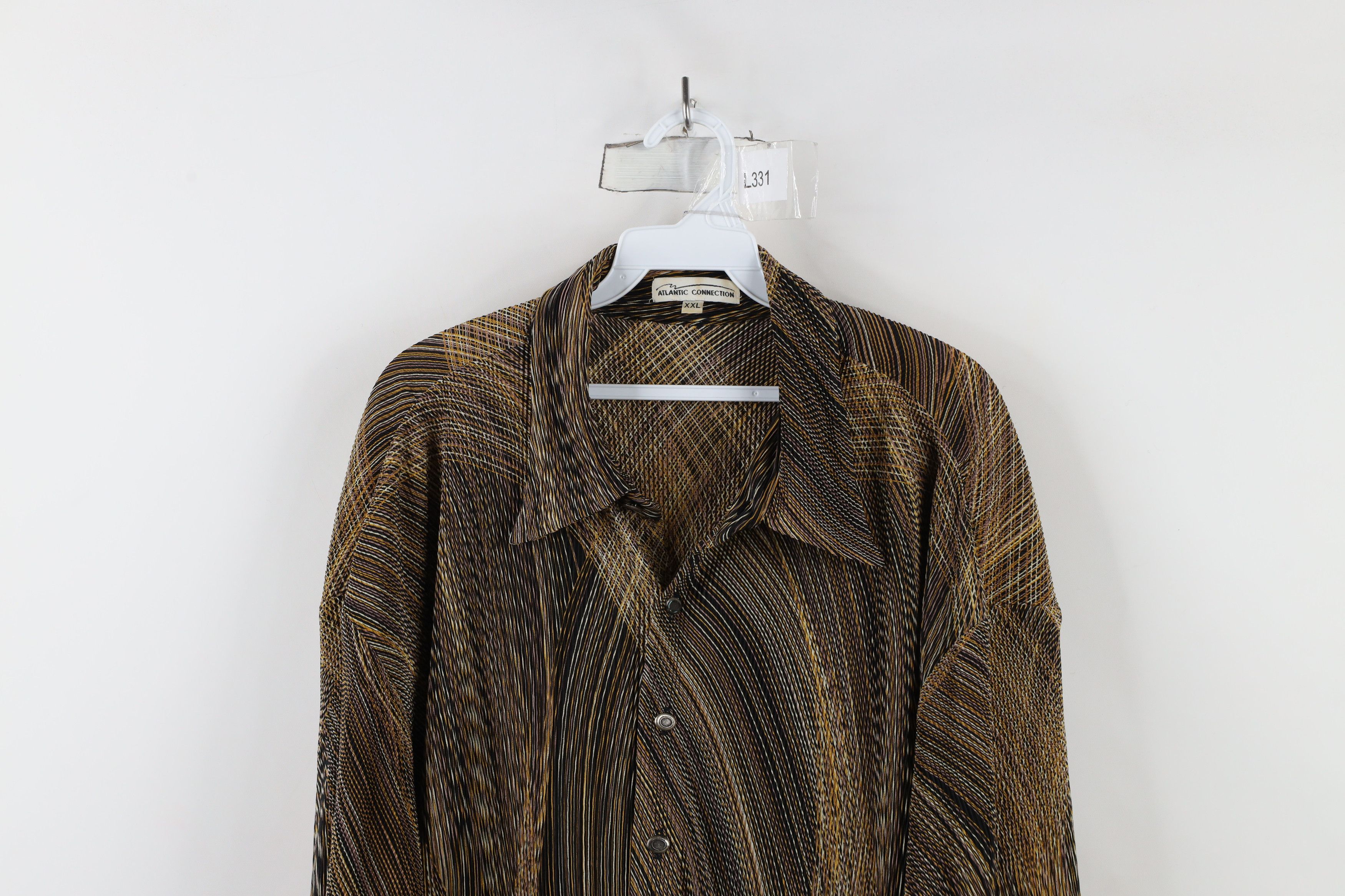 Vintage Vintage 90s Coogi Style Ribbed Baggy Fit Knit Button Shirt Size US XXL / EU 58 / 5 - 2 Thumbnail