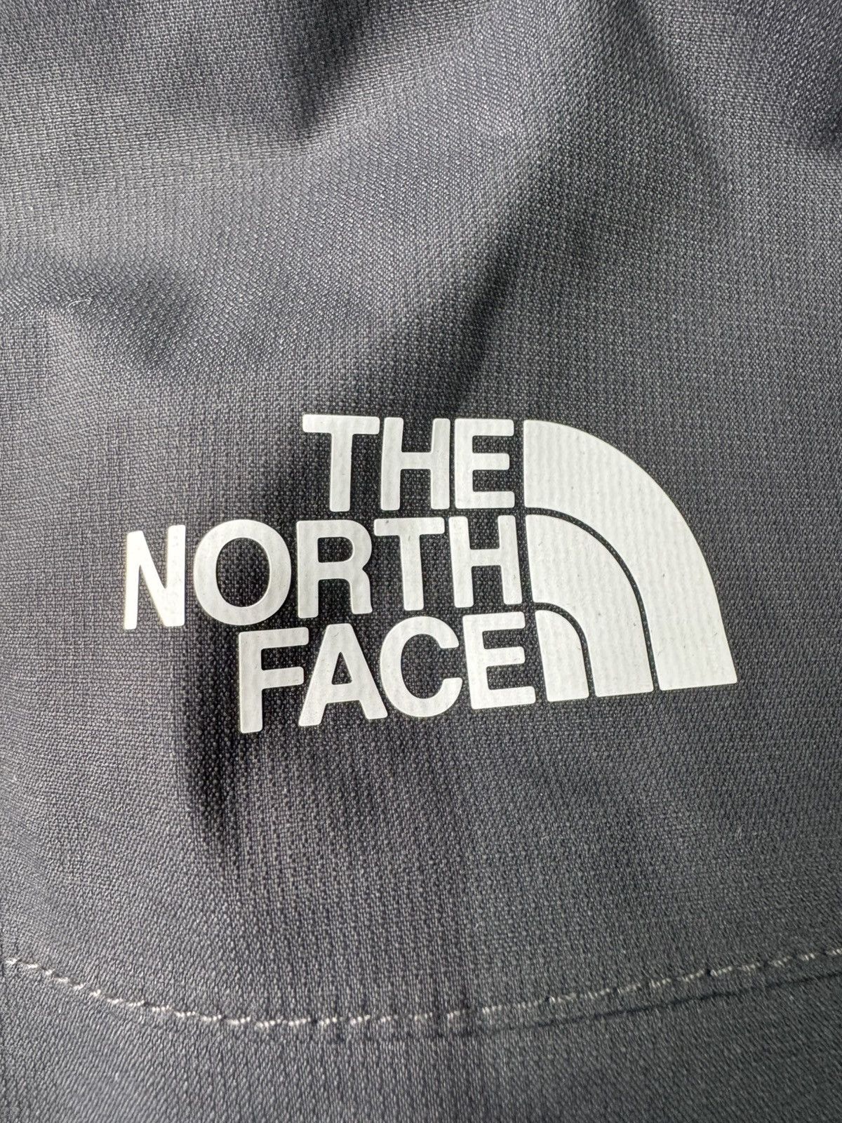 The North Face The North Face 1990 Mountain Q Jacket Asphalt Grey size XS Size US S / EU 44-46 / 1 - 10 Thumbnail