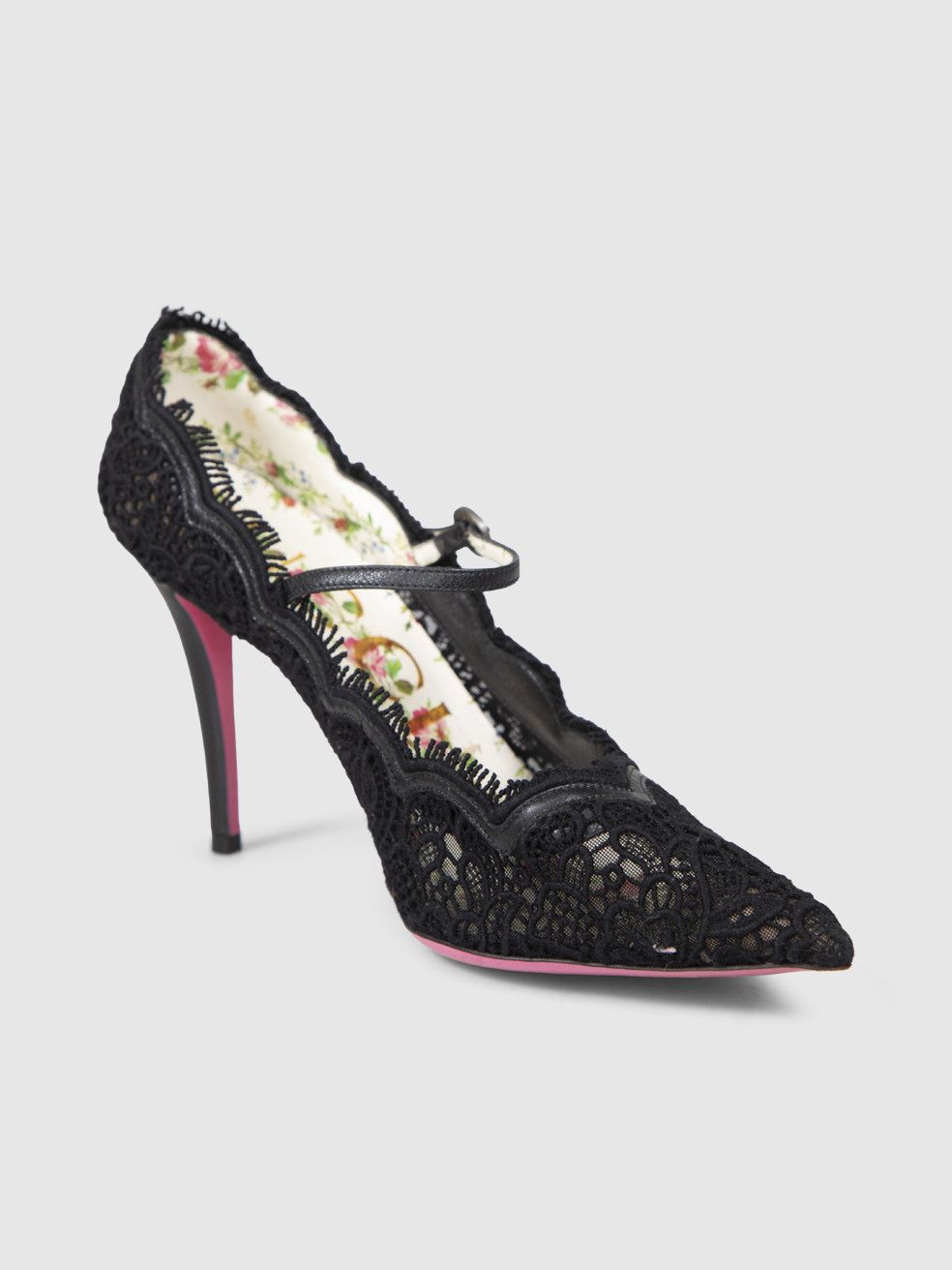 Gucci Black Lace Pointed Toe Heels Size US 8 / IT 38 - 1 Thumbnail