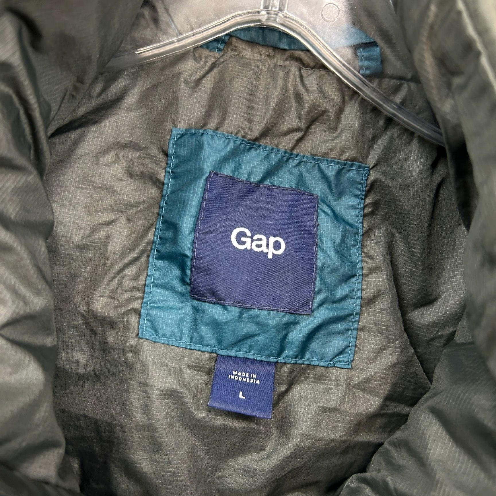 Gap VINTAGE Gap Windbreaker Jacket Gray L Men Regular Full Zip Packable 90s City Preppy USA Size US L / EU 52-54 / 3 - 5 Thumbnail