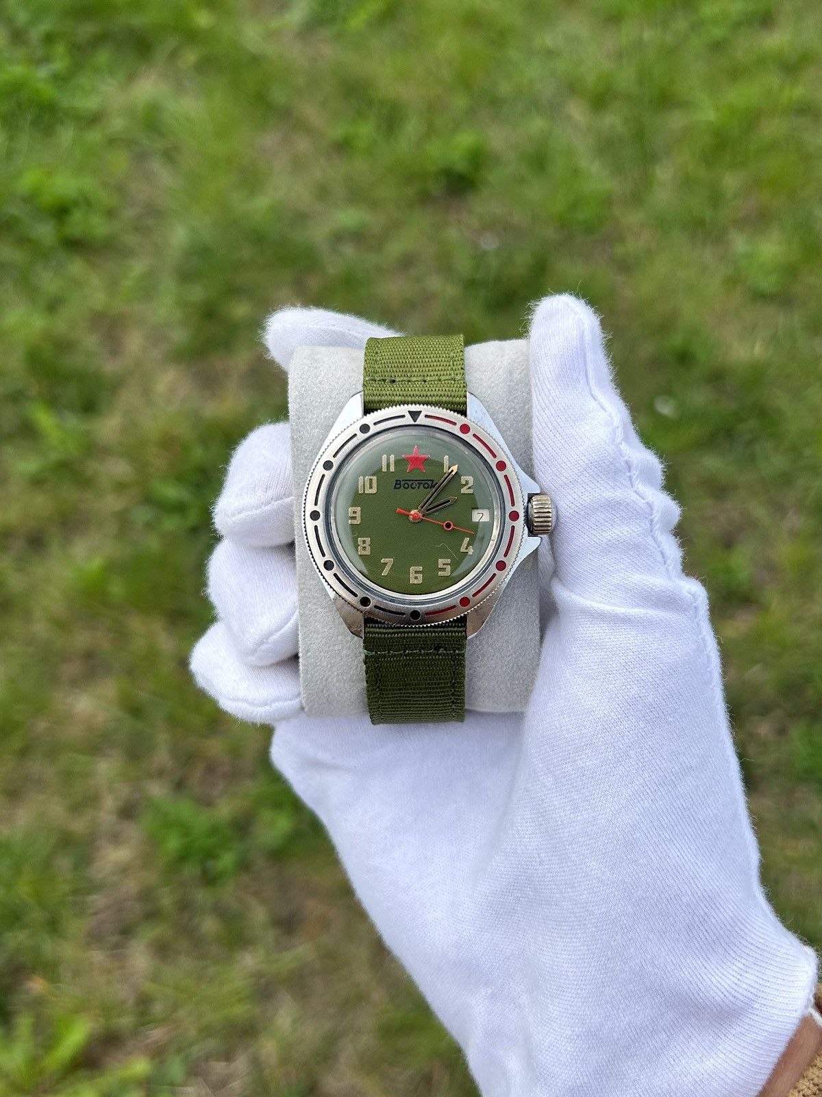 Vintage Vintage Watch Vostok Komandirskie Soviet Mechanical 1980s Size ONE SIZE - 1 Thumbnail