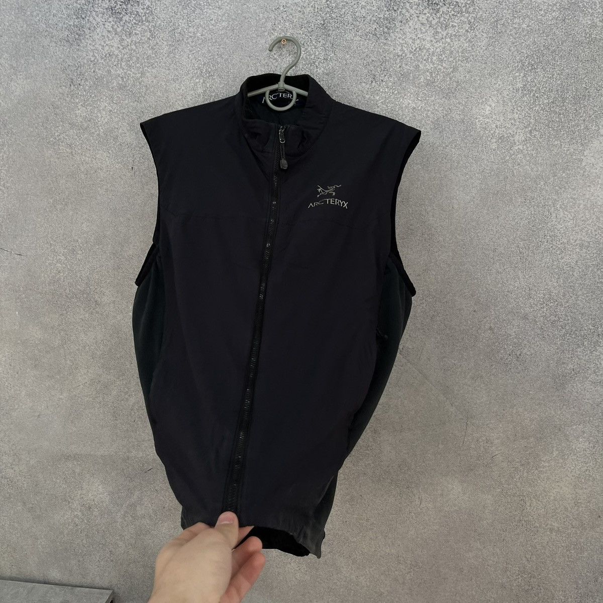 Arc'teryx Arcteryx Vest Black Size US L / EU 52-54 / 3 - 7 Thumbnail