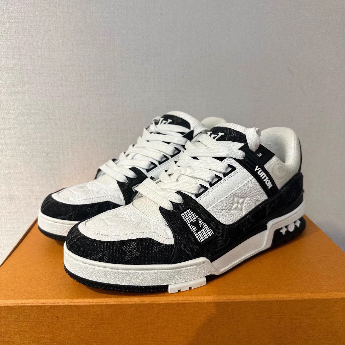 Louis Vuitton Louis Vuitton Black-White Denim Trainer 41.5 99 Size US 8.5 / EU 41-42 - 1 Thumbnail