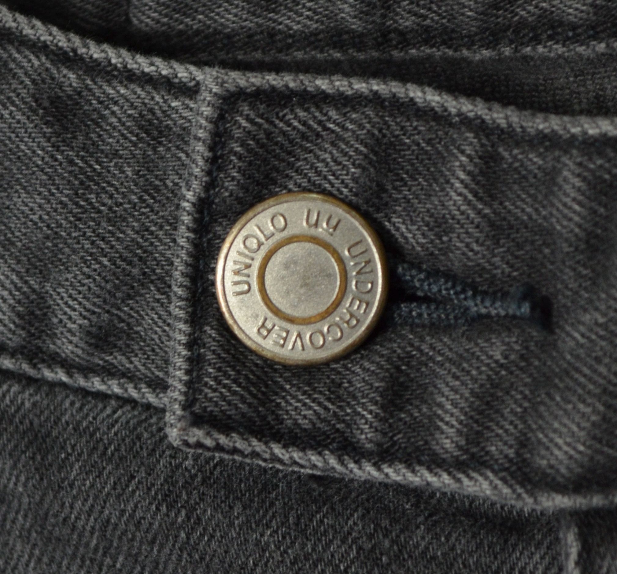 Designer × Undercover × Uniqlo Uniqlo Undercover Grey Denim Slim Jeans Size W29 L34 Size US 29 - 7 Thumbnail