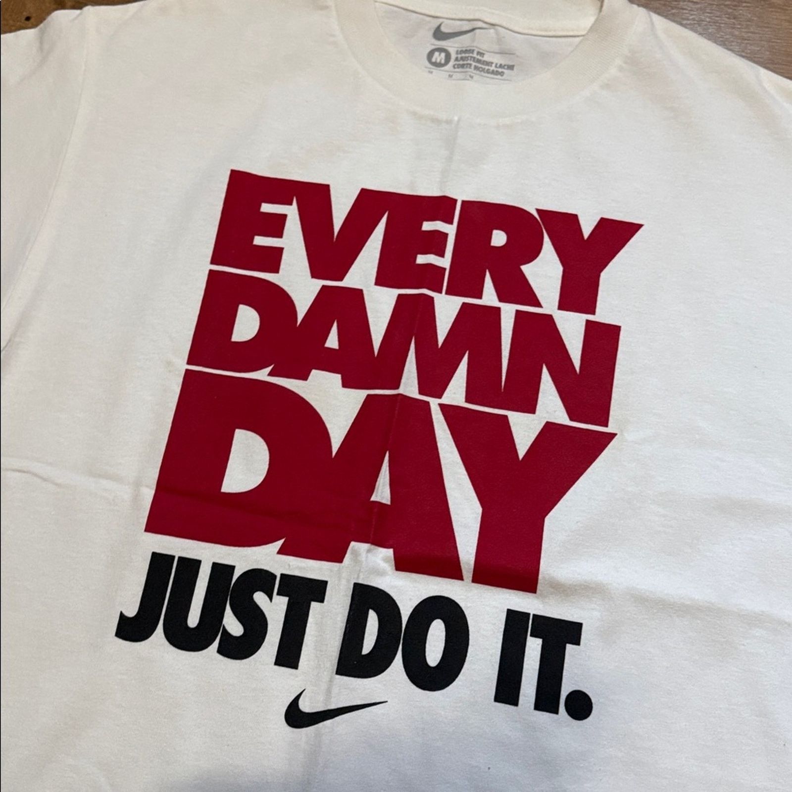 Nike 2011 Nike Every Dam Day Just Do It Center Swoosh Short Sleev Size US M / EU 48-50 / 2 - 2 Thumbnail