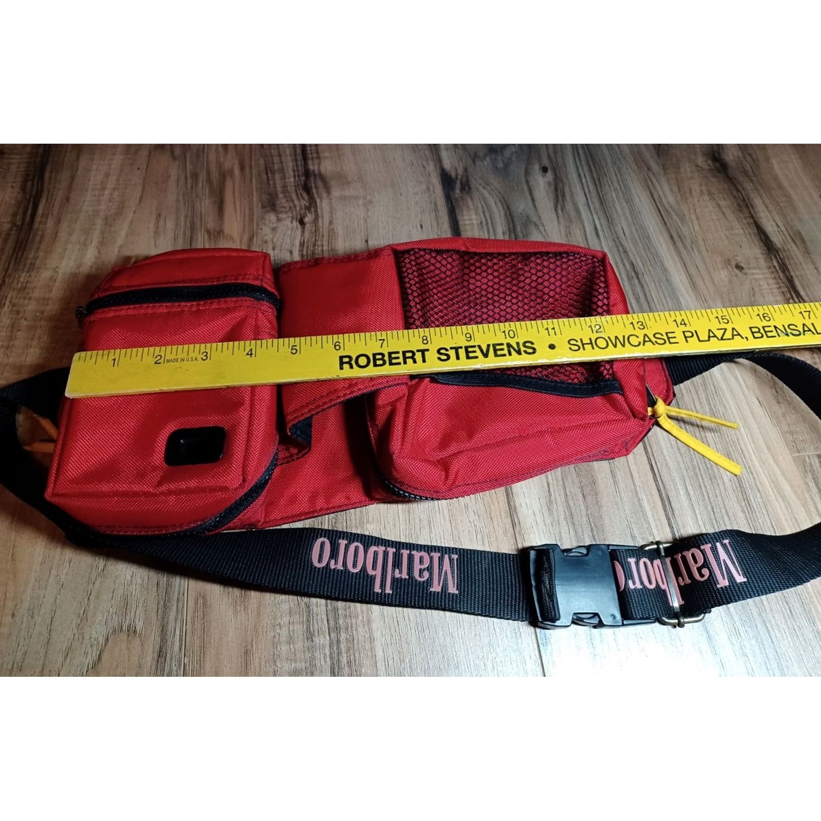 Marlboro VINTAGE Marlboro Fanny Pack Waist Bag Crossbody Strap 90s Medium Red Polyester Men's Travel 90s Crossbody Adjustable Strap Size ONE SIZE - 6 Thumbnail