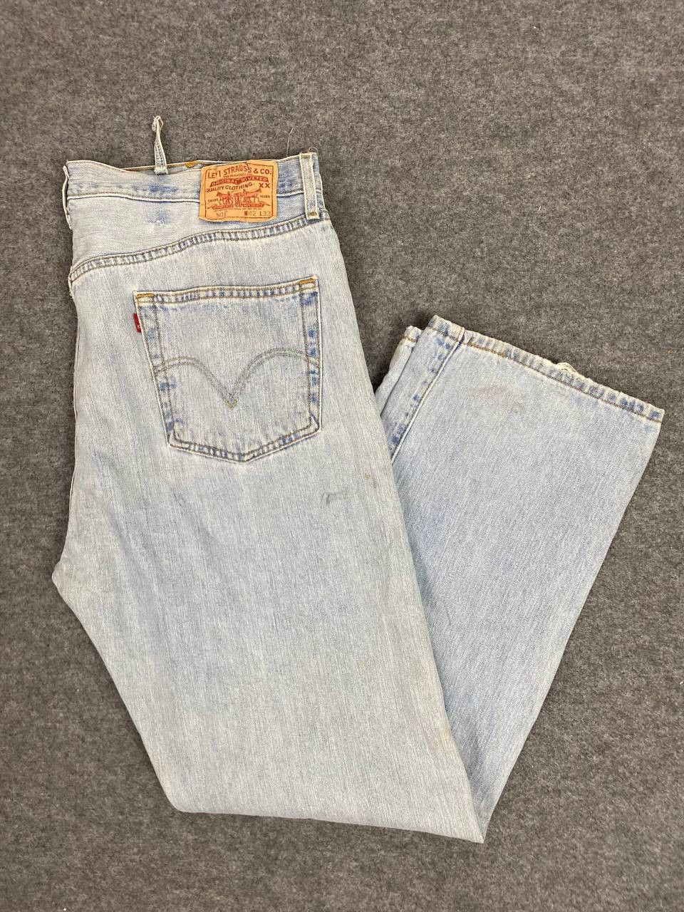 Levi's vintage levis 501 lightwash denim nice design Size US 42 / EU 58 - 2 Thumbnail