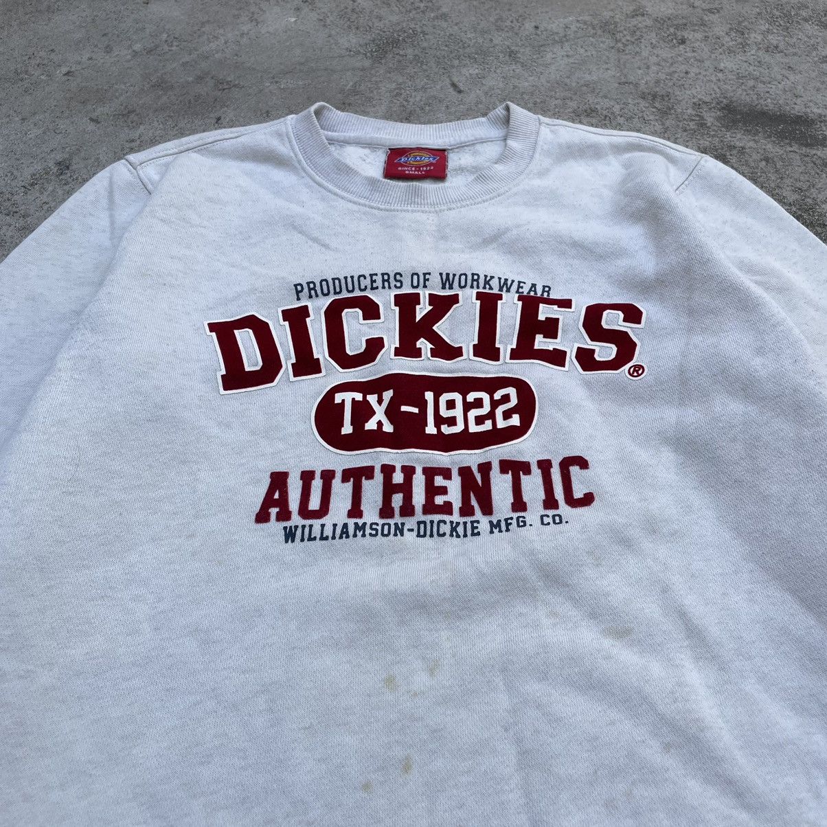 Vintage Vintage 90s Dickies Crewneck Graphic Logo Streetwear Slim S Size US S / EU 44-46 / 1 - 6 Thumbnail