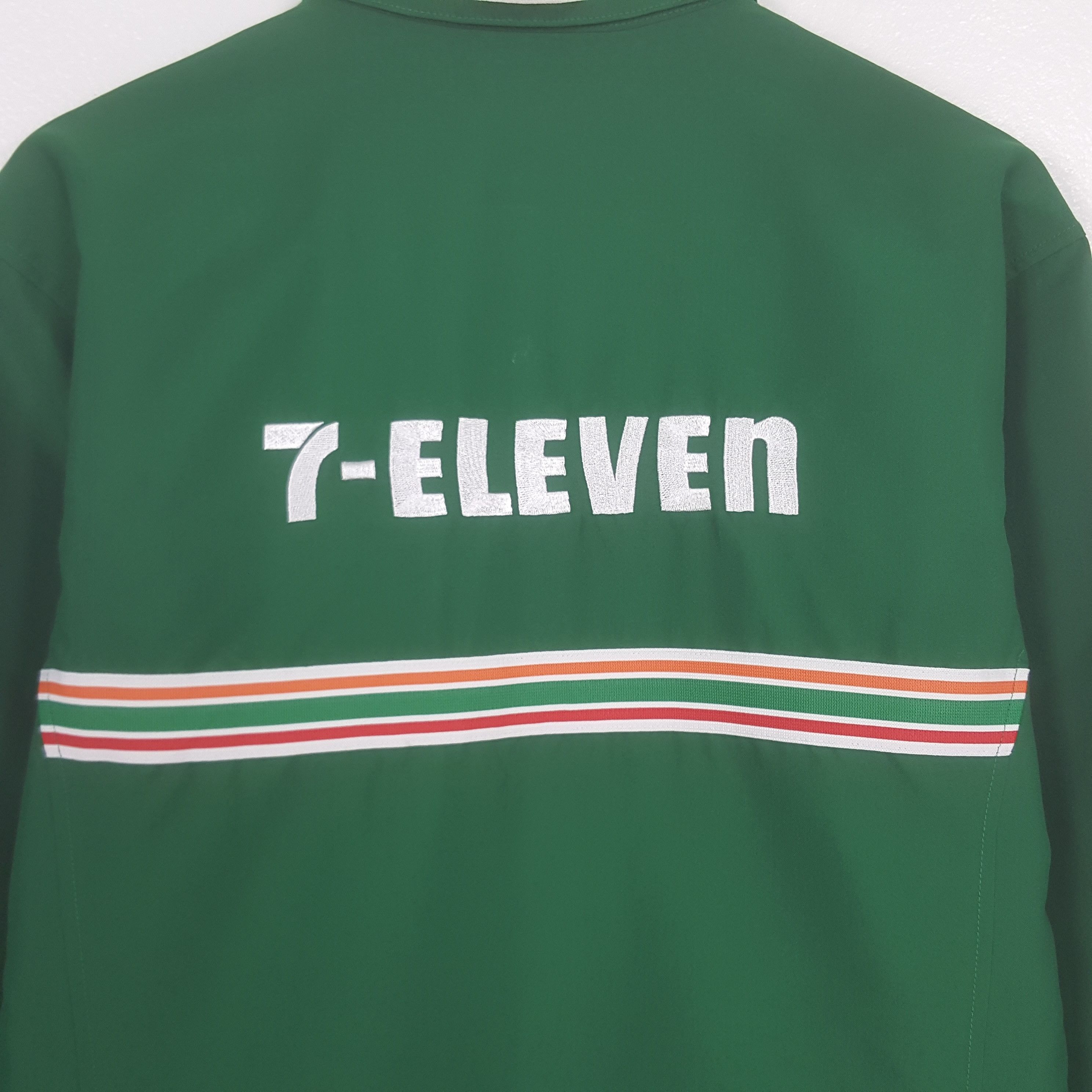 Japanese Brand Vintage 7 Eleven Embroidery Logo Worker Uniform Jacket Size US XL / EU 56 / 4 - 2 Thumbnail