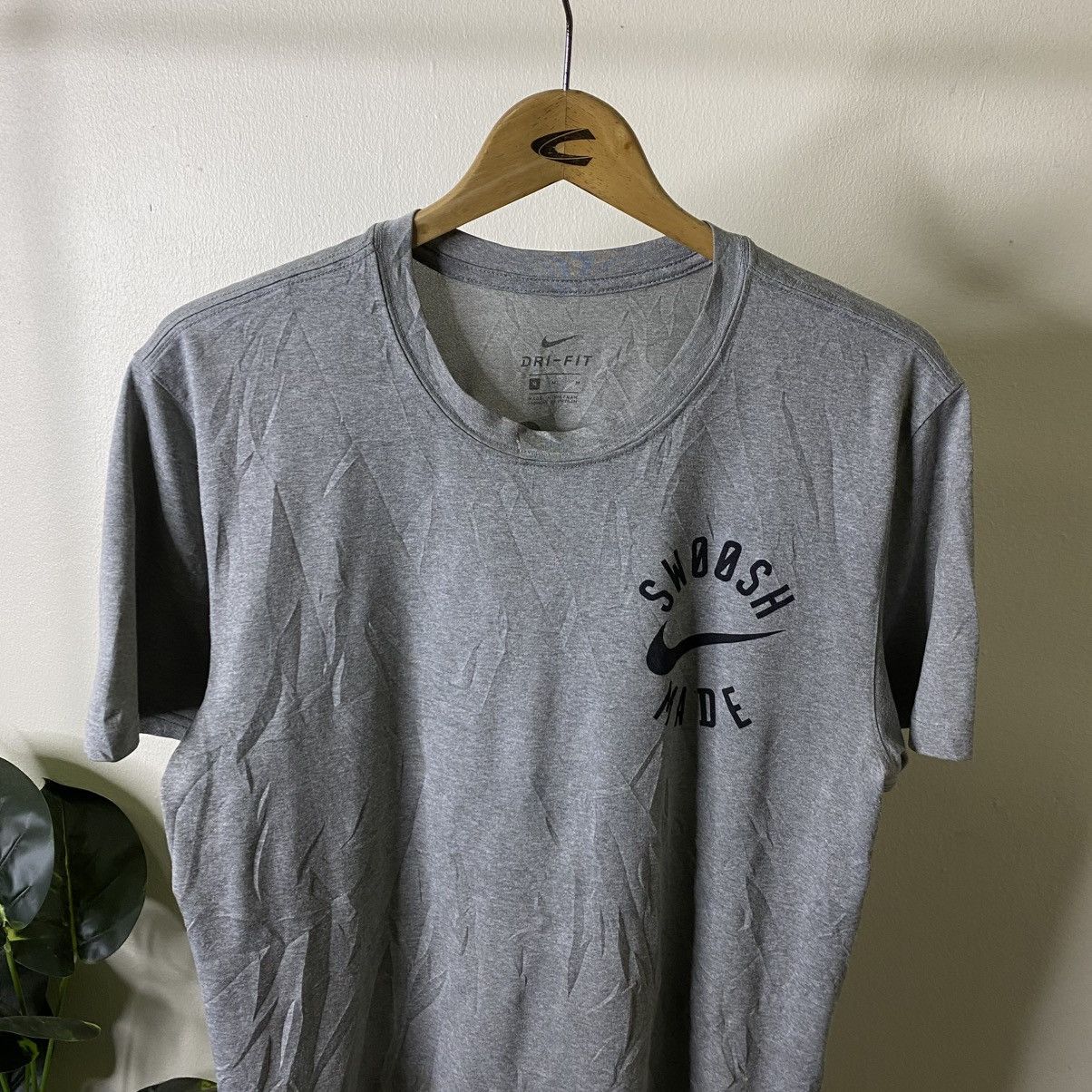 Nike Nike Swoosh Big Back Logo T Shirt Size US M / EU 48-50 / 2 - 14 Thumbnail