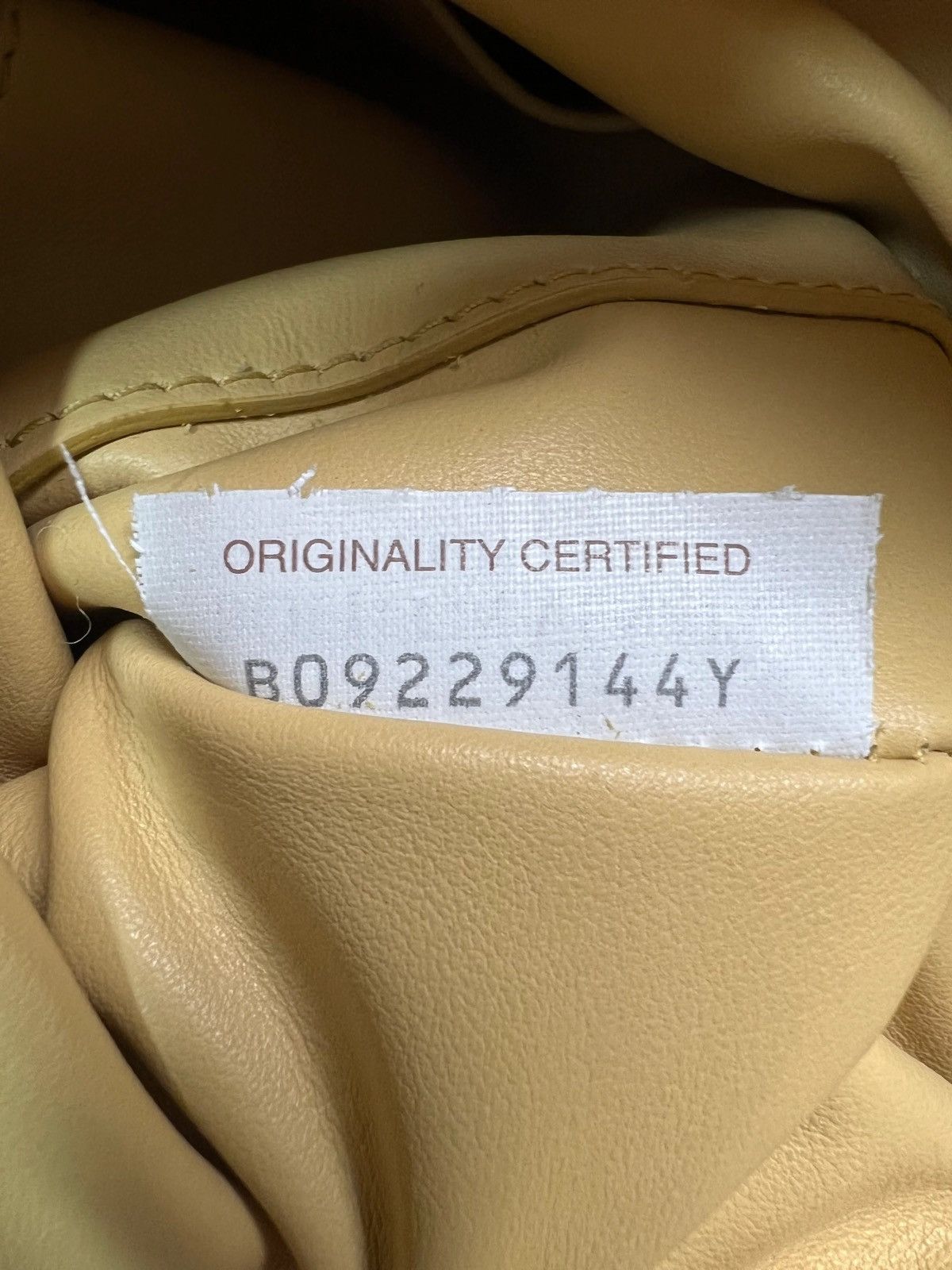 Bottega Veneta BOTTEGA VENETA RUNWAY SHEARLING SQUID BAG SZ:OS Size ONE SIZE - 11 Thumbnail