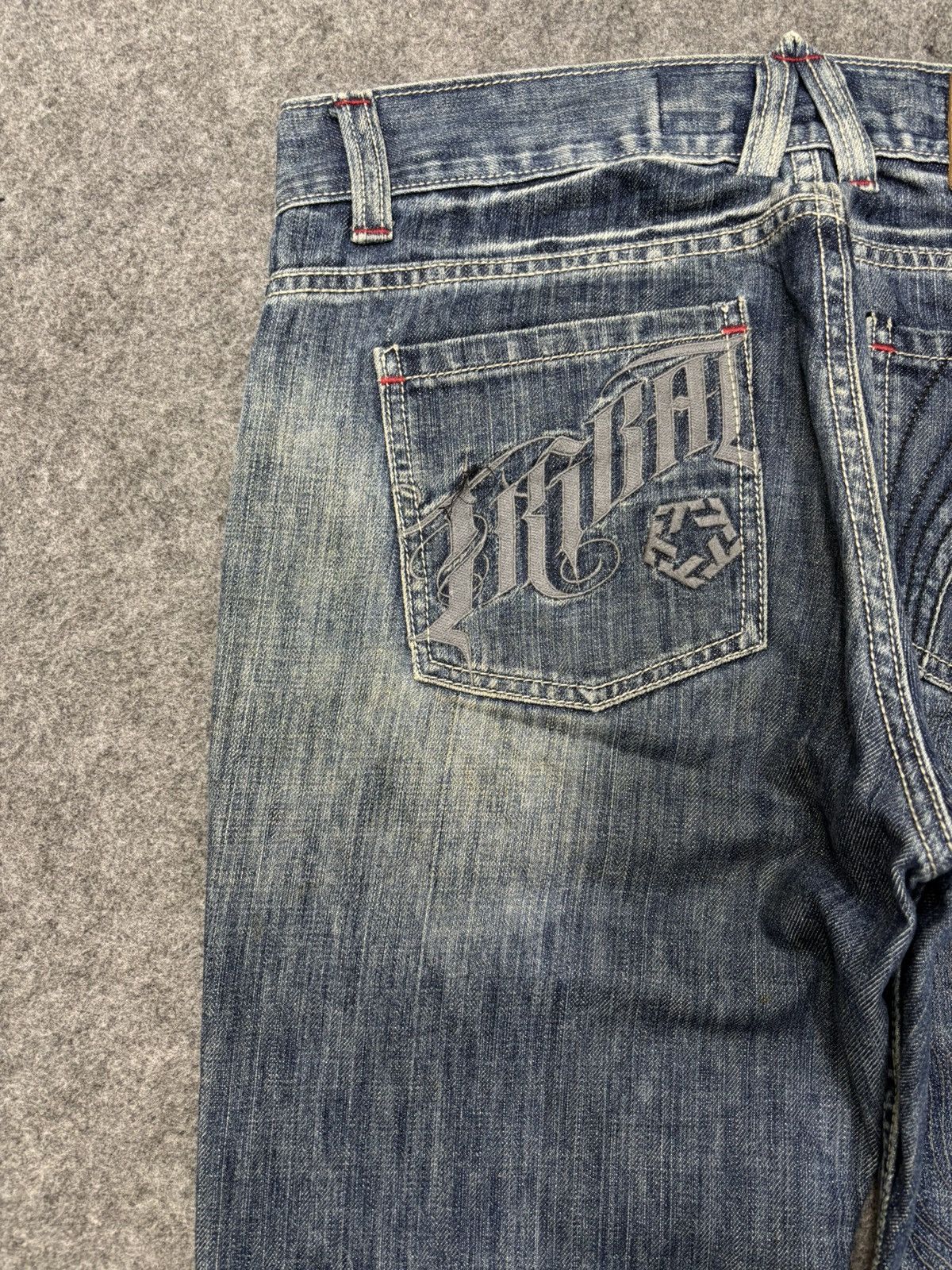 Japanese Brand 💥Dragon Embroidery💥Tribal Insane Blue Wash Denim F652 Size US 34 / EU 50 - 14 Thumbnail