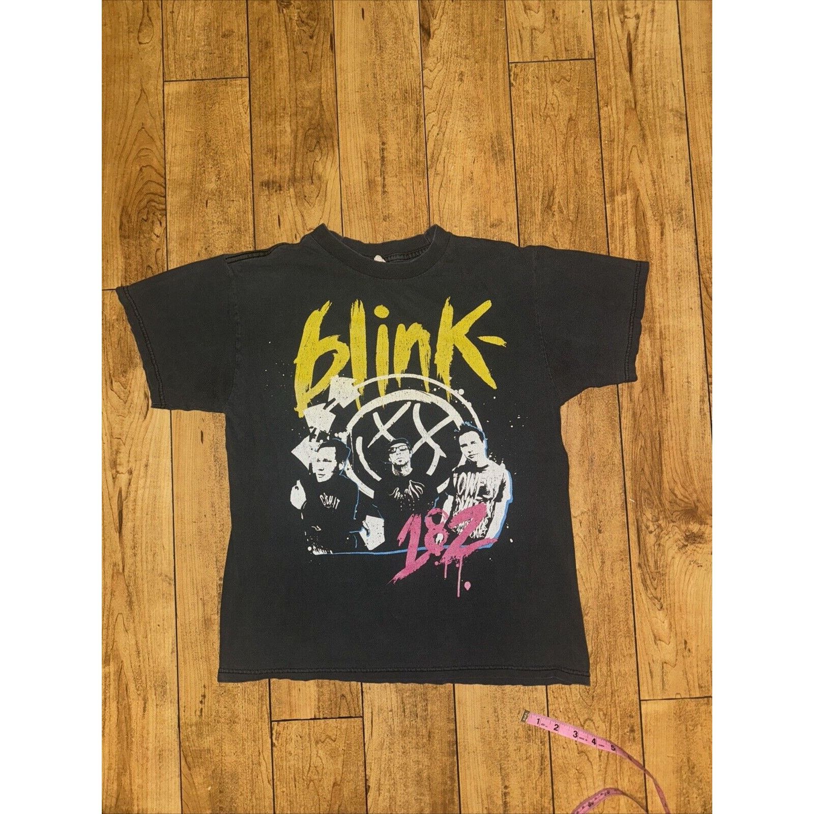 Band Tees × Vintage Vintage Blink 182 T-Shirt Black 19x24 Small Size US S / EU 44-46 / 1 - 1 Thumbnail