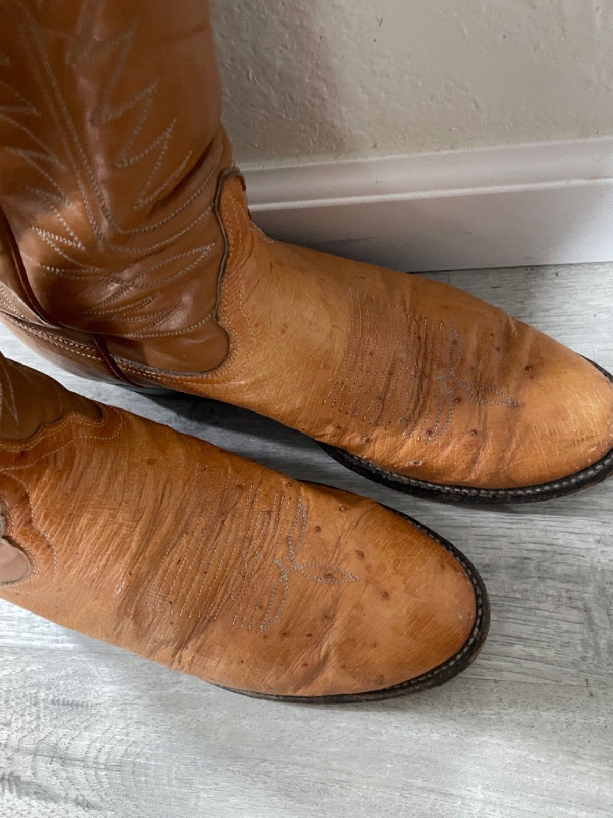 Tony Lama 🔥 Tony Lama® RARE Vintage Two-Toned Ostrich Cowboy Boots Size US 11 / EU 44 - 2 Thumbnail