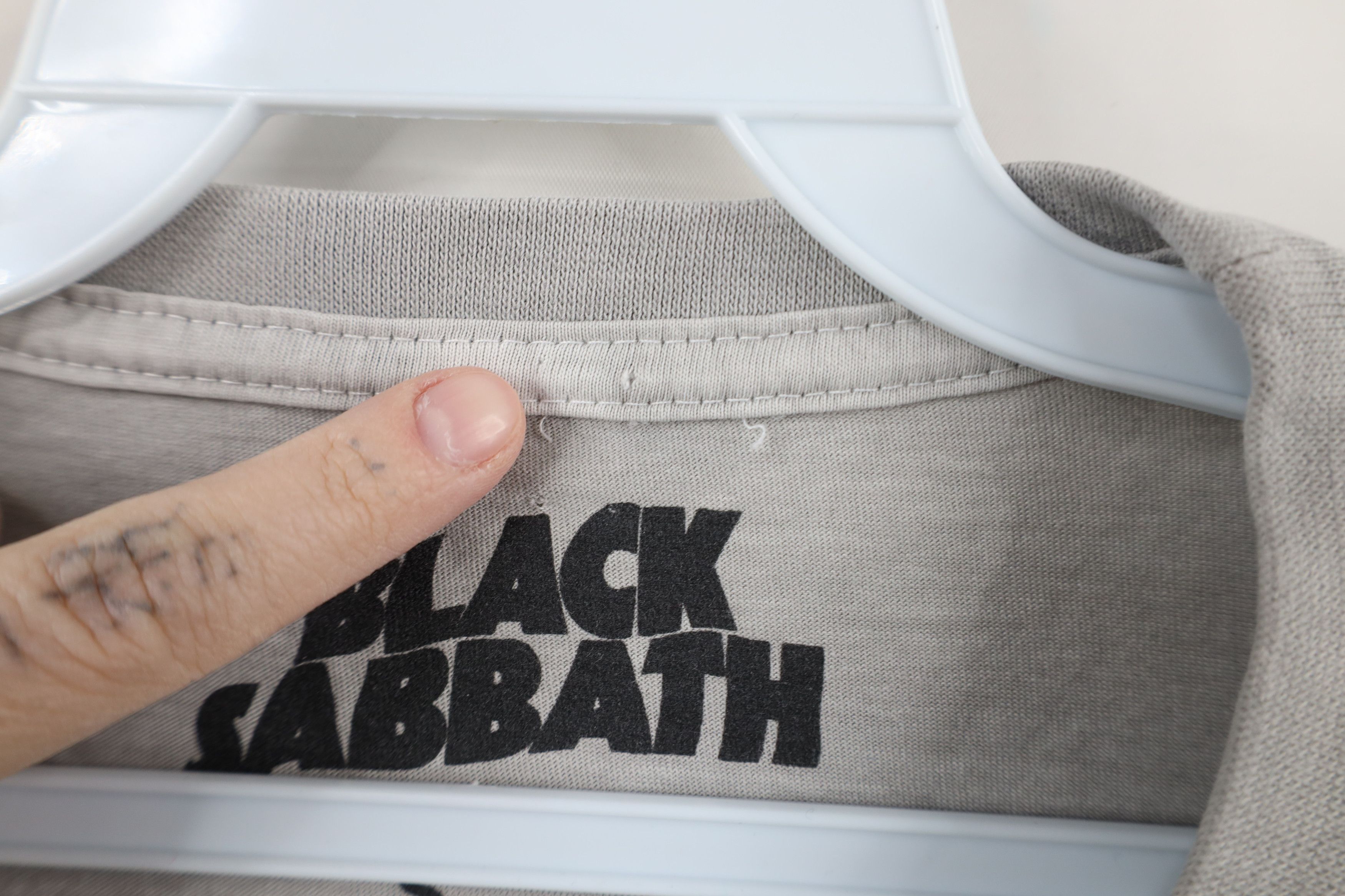 Vintage Retro Y2K Spell Out Ozzy Osbourne Black Sabbath Band T-Shirt Size US S / EU 44-46 / 1 - 5 Thumbnail