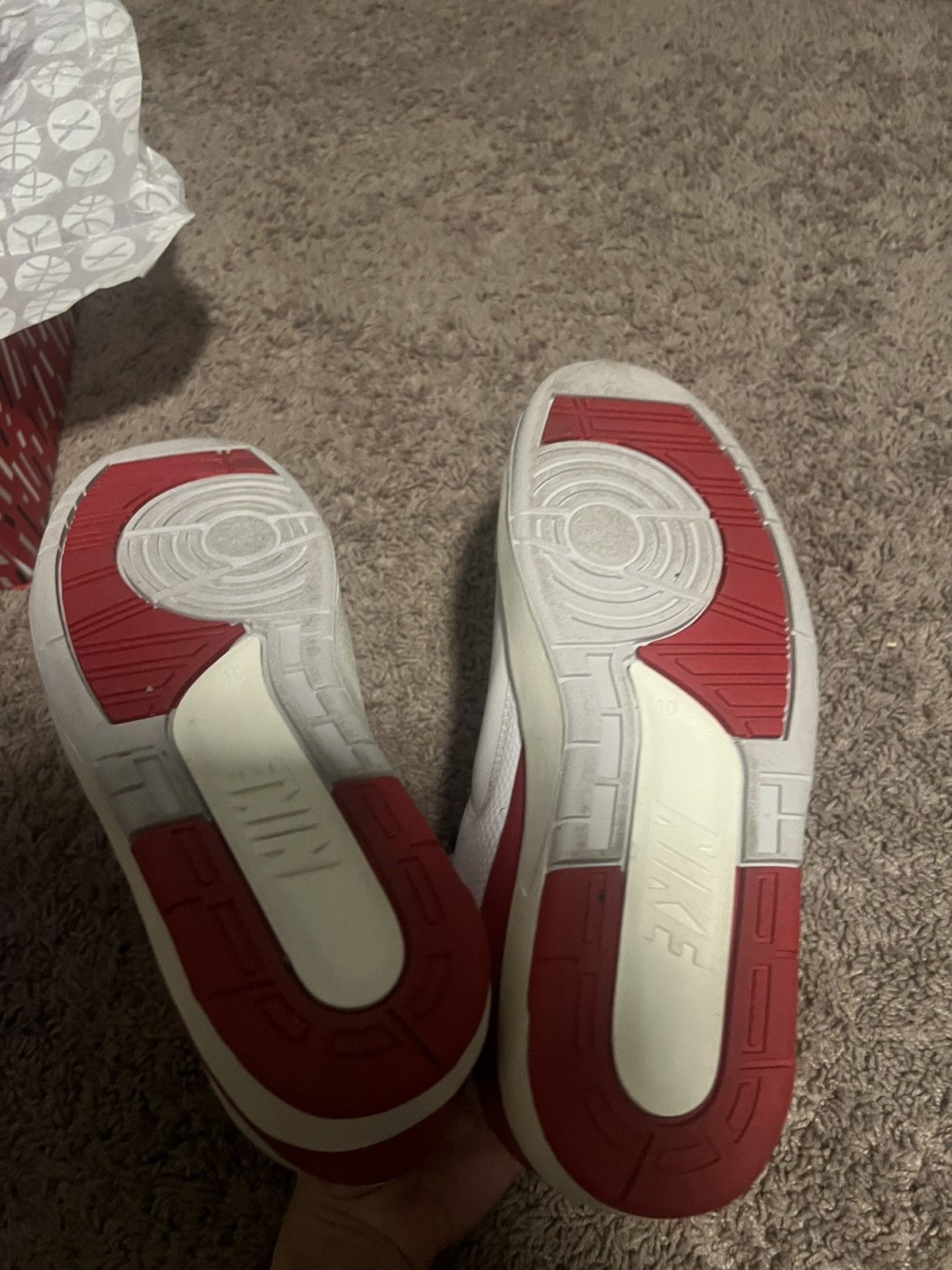 Jordan Brand × Nina Chanel Abney Jordan 2 x Nina Chanel Abney White/Gym Red Size US 11.5 / IT 41.5 - 5 Thumbnail