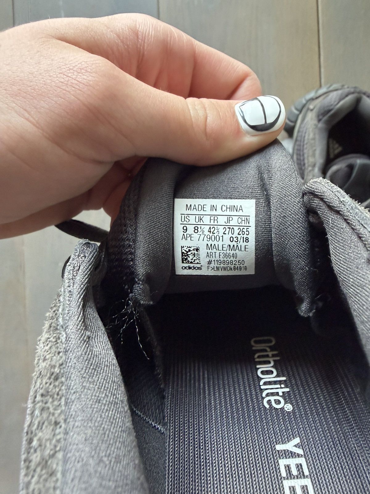 Adidas × Kanye West Adidas Yeezy Rare Model Size US 9 / EU 42 - 5 Thumbnail