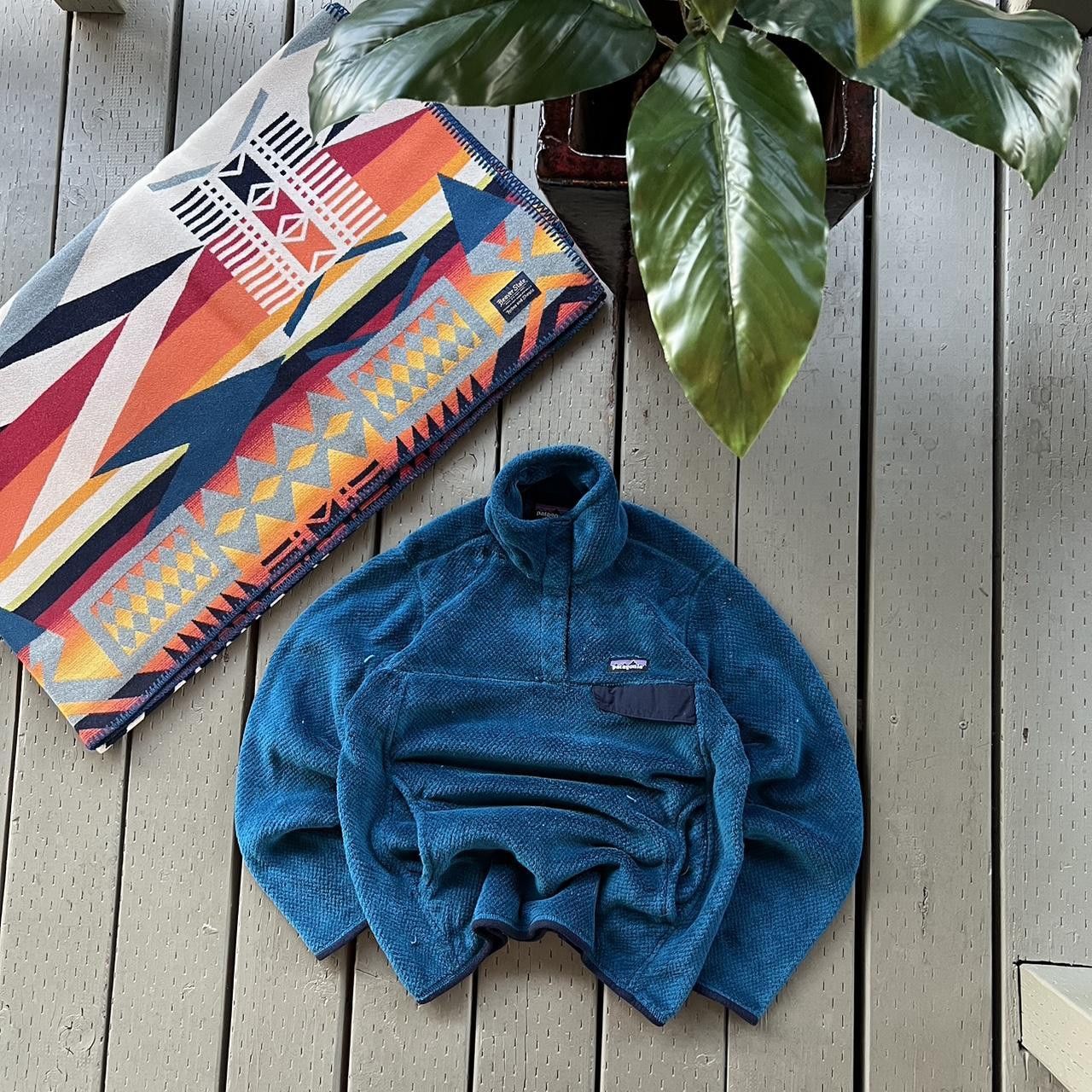Patagonia Patagonia Fleece Womens Medium Blue Snap-T Deep Pile Size M / US 6-8 / IT 42-44 - 1 Thumbnail