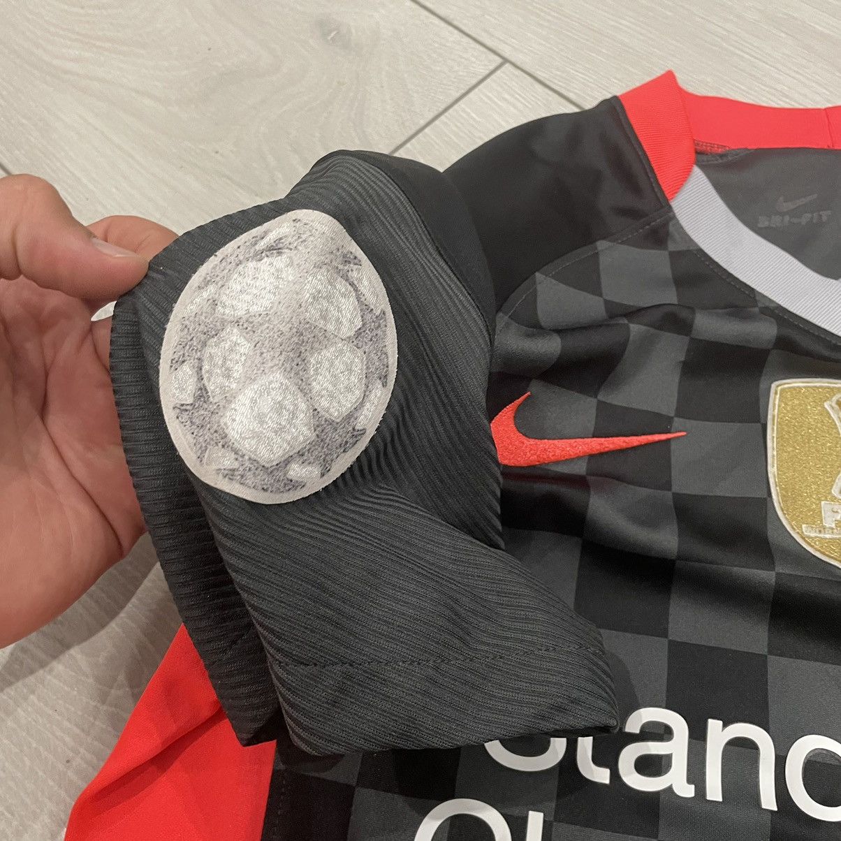 Other THIAGO Liverpool FIFA 2019 shirt jersey te respect Chartered Size US S / EU 44-46 / 1 - 8 Thumbnail