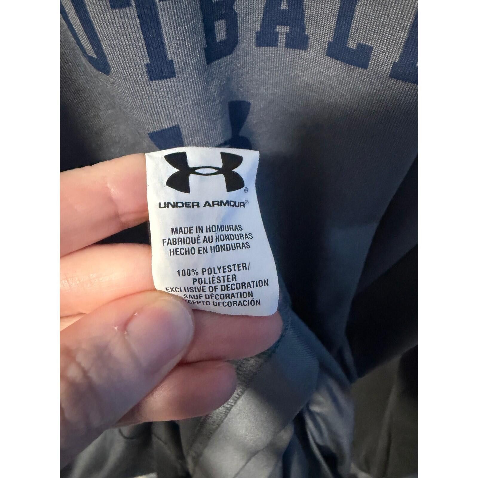 Under Armour Under Armour Notre Dame Football Shirt Mens 2XL Grey LS Tee Size US XXL / EU 58 / 5 - 3 Thumbnail