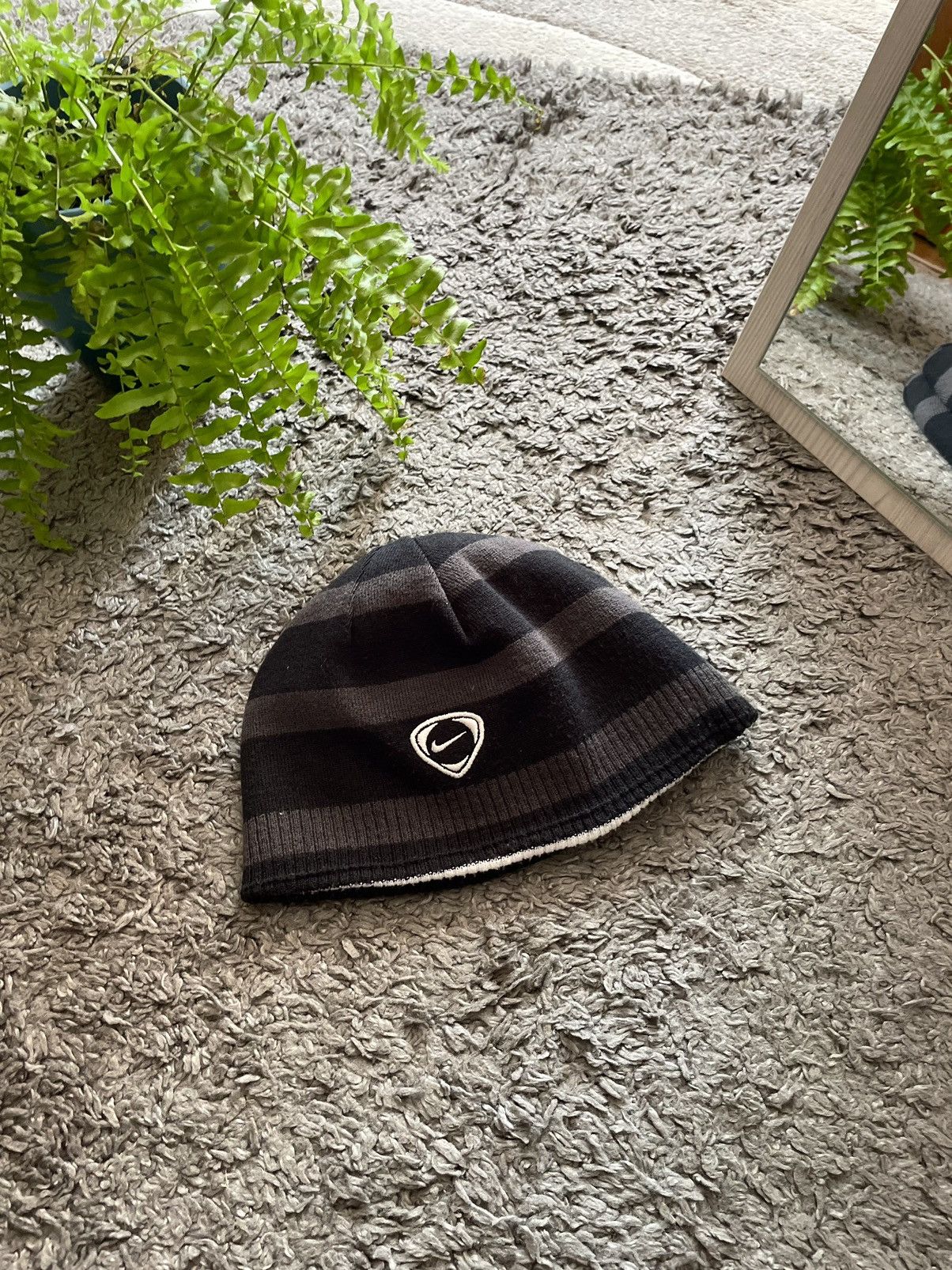 Nike × Vintage 00s Nike Beenie Hat Vintage Streetwear Logo Swoosh Rare Size ONE SIZE - 6 Thumbnail