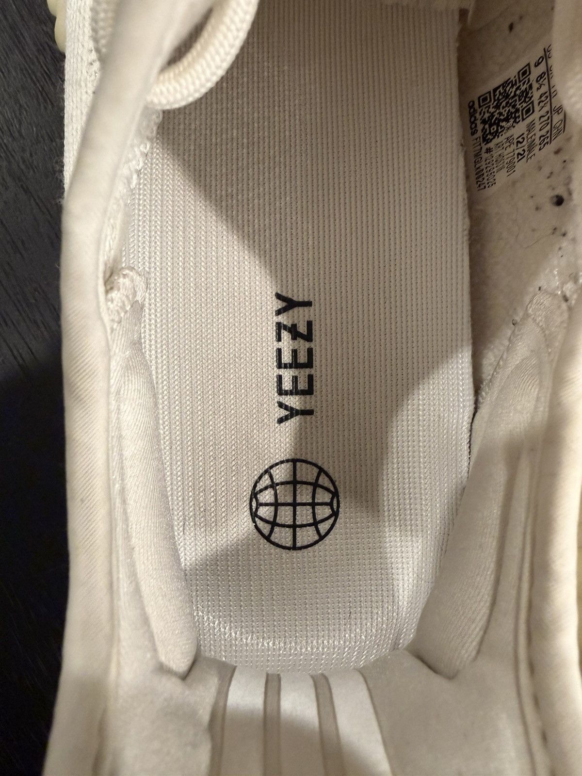 Yeezy Yeezy Boost 350 V2 Cream White Size 9 – Lightly Worn No Box Size US 9 / EU 42 - 10 Thumbnail