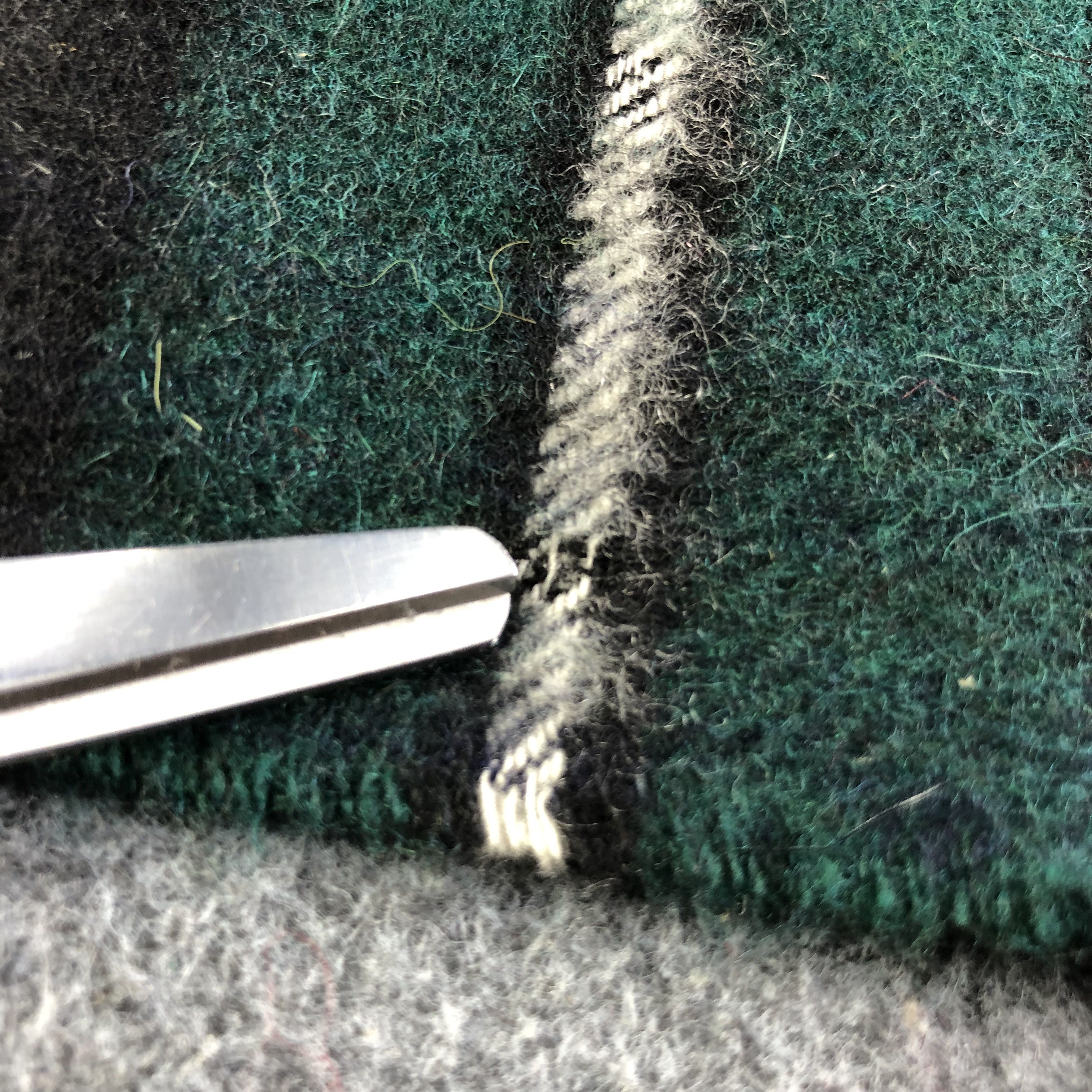 Johnstons Of Elgin Johnstons of Elgin Tartan Cashmere Scarf Muffler V1321 Size ONE SIZE - 9 Thumbnail