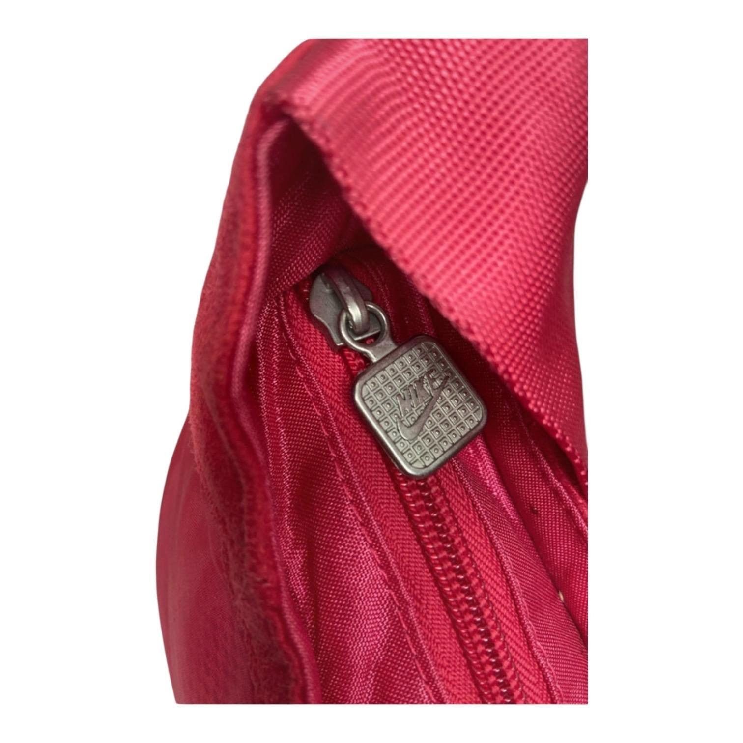 Nike The Nike Mini Baguette Sneaker Sole Bag Size ONE SIZE - 5 Thumbnail