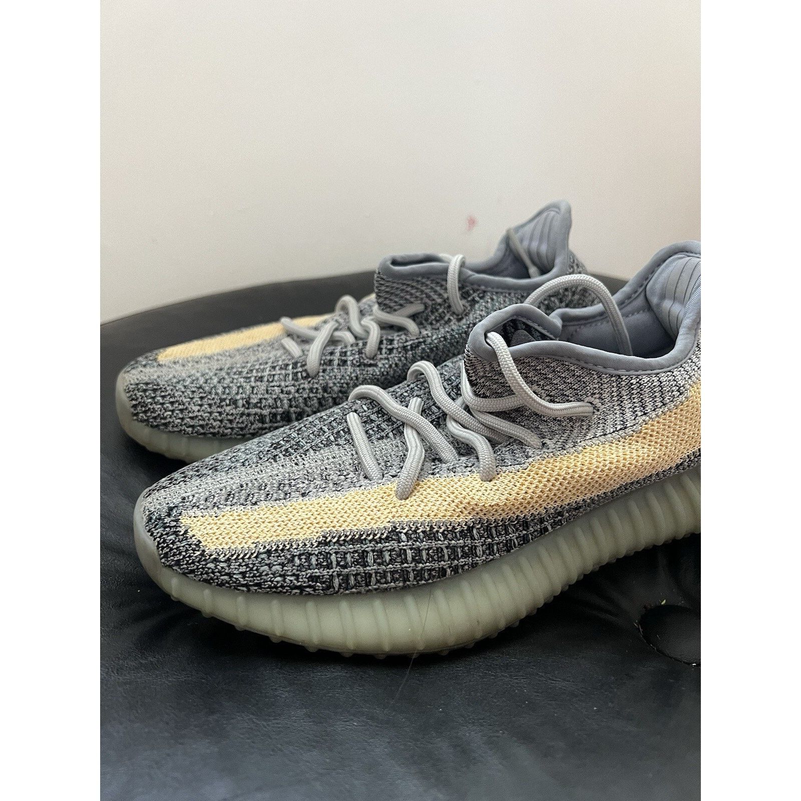 Adidas Adidas Yeezy Boost 350 V2 Ash Blue Size 7 Pre-Owned GY7657 Size US 7 / EU 40 - 2 Thumbnail