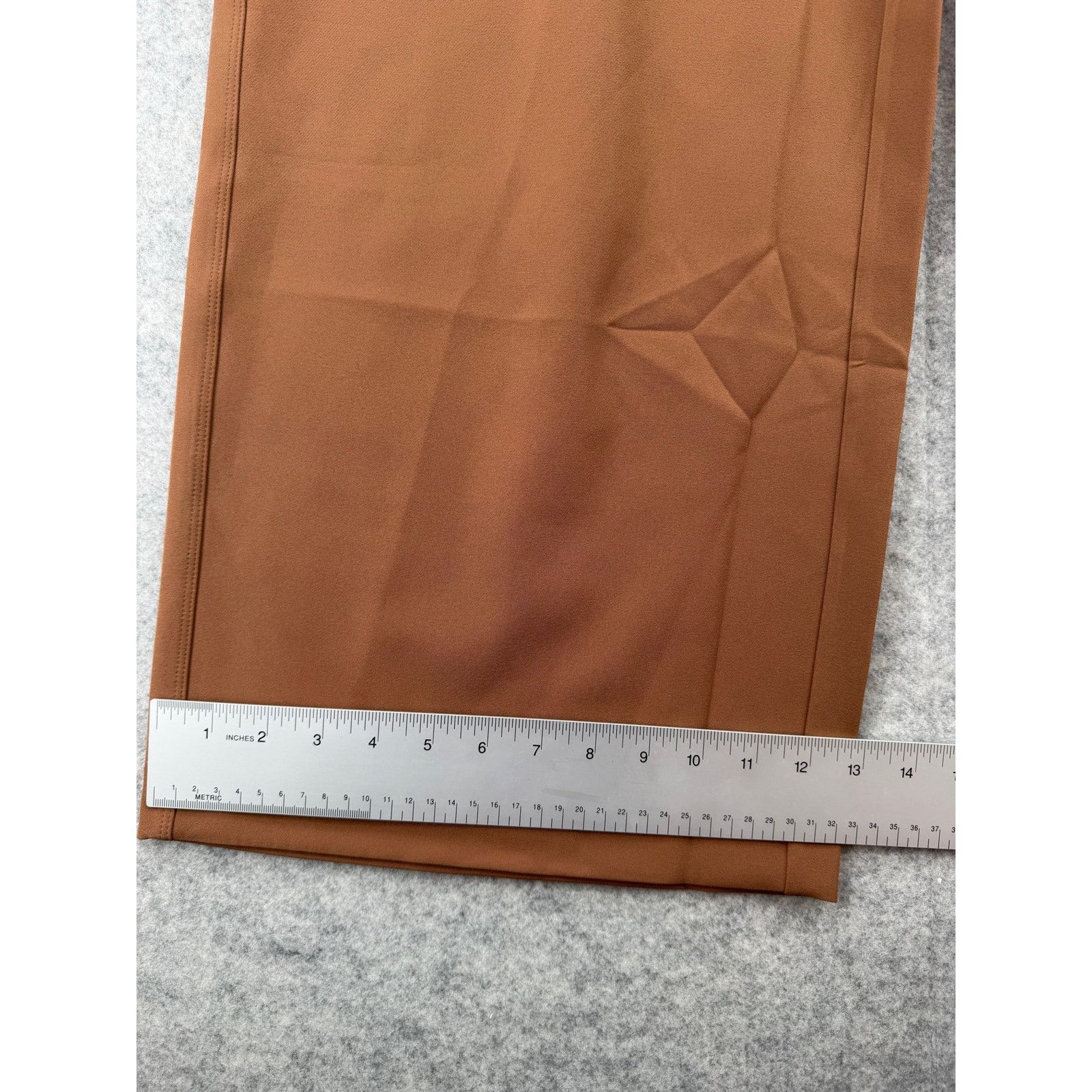 Athleta NWT Athleta Walnut Promenade High Rise Cargo Pant Size Large Size 34" / US 12 / IT 48 - 8 Thumbnail
