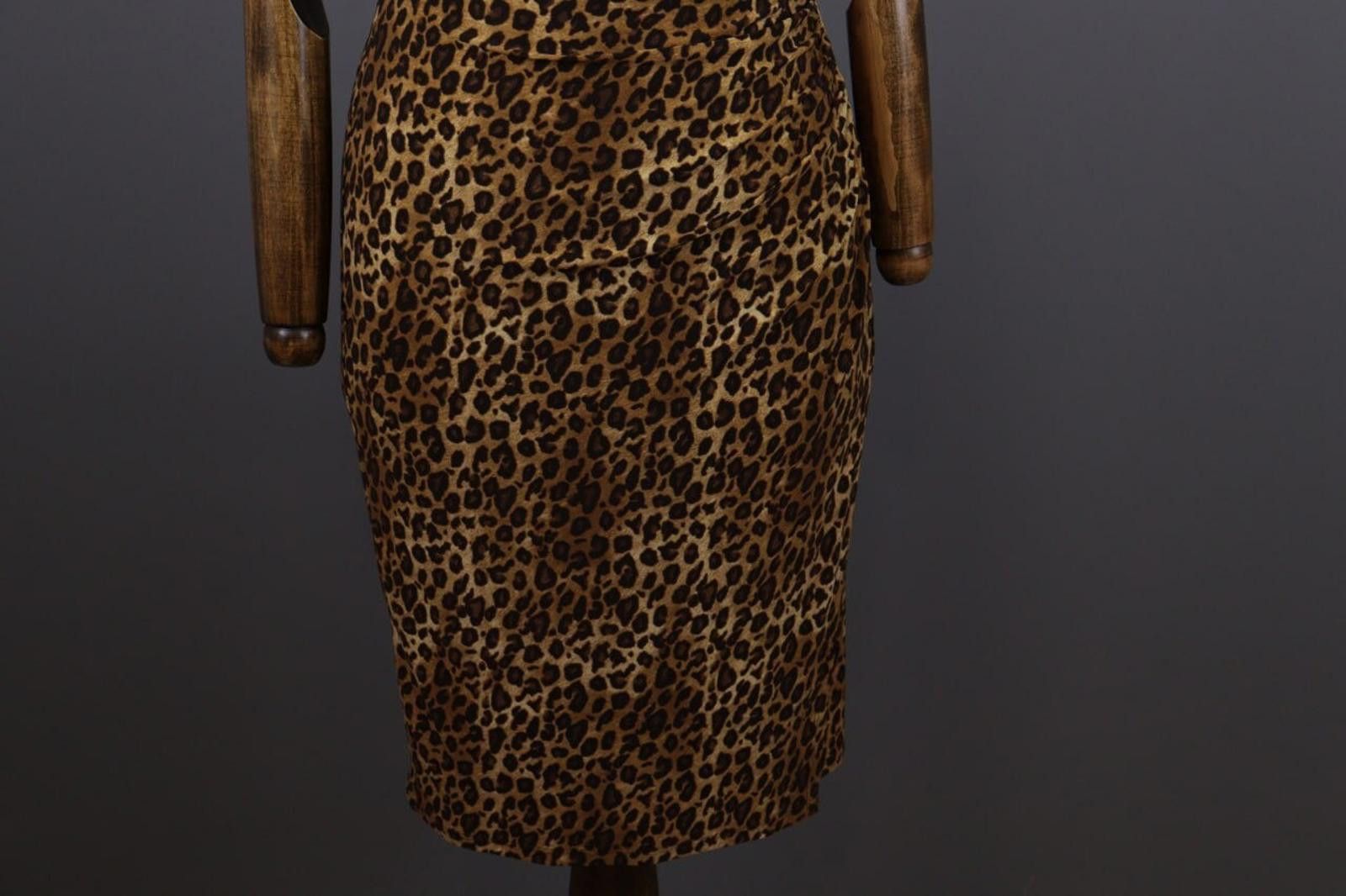Lauren Ralph Lauren Lauren Ralph Lauren Animals V-Neck Bodycon Dress Size 4 Size S / US 4 / IT 40 - 2 Thumbnail