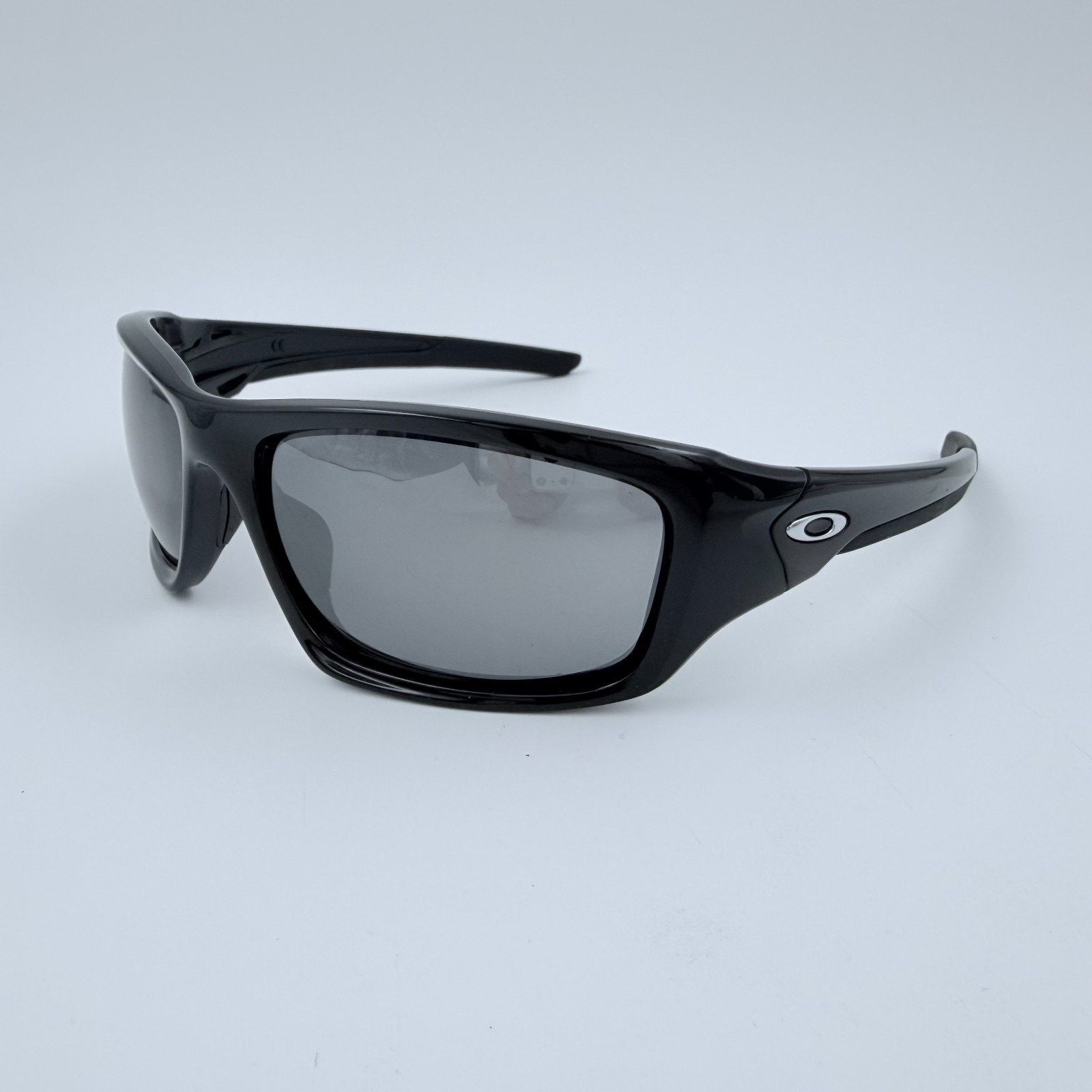 Oakley NEW Oakley Valve OO9236-01 Polished Black/Black Iridium Size ONE SIZE - 1 Thumbnail