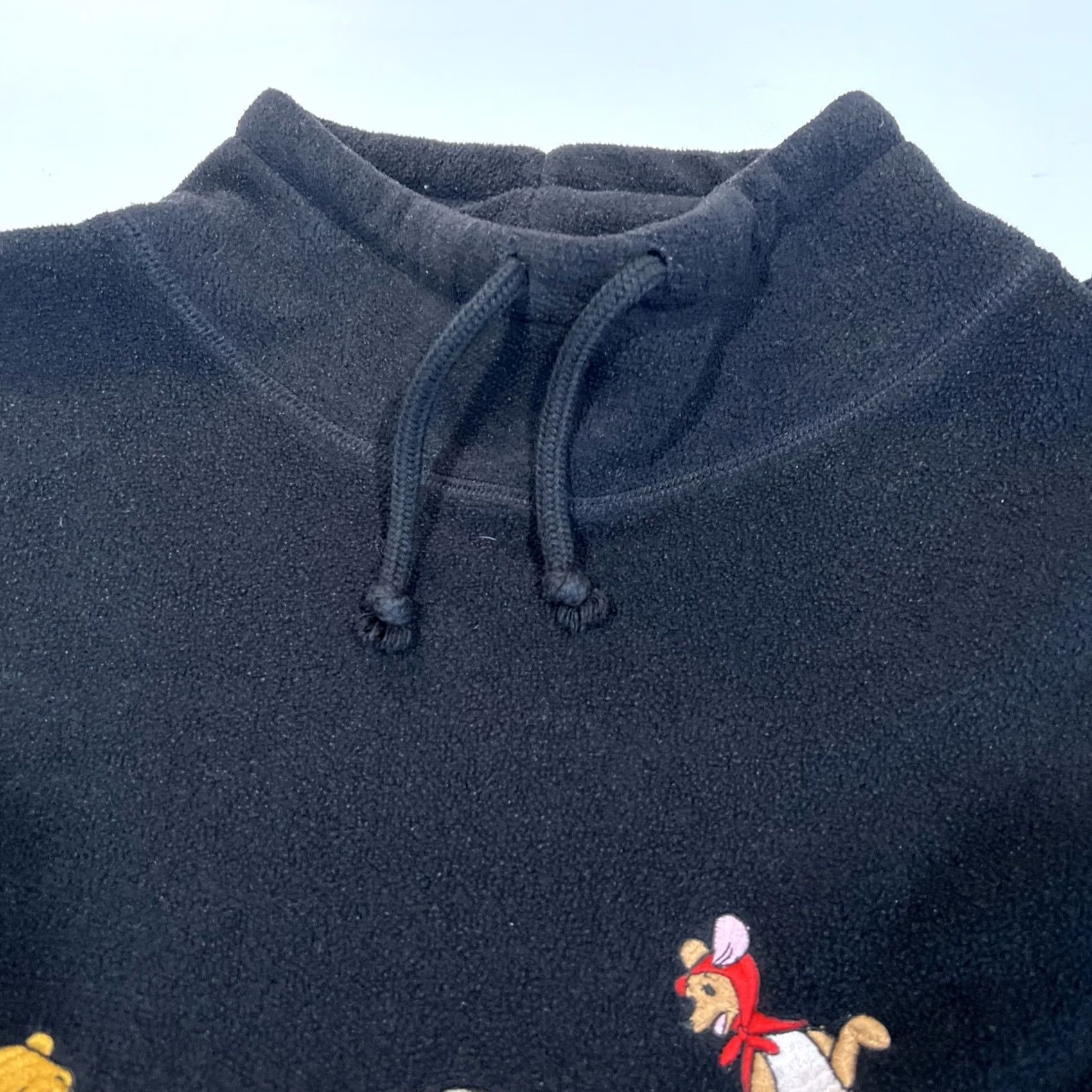Mickey & Co. Winnie The Pooh Gang Ice Skating Pullover Fleece Black Cowl Collar Size M Womens Sweatshirt Size M / US 6-8 / IT 42-44 - 5 Thumbnail