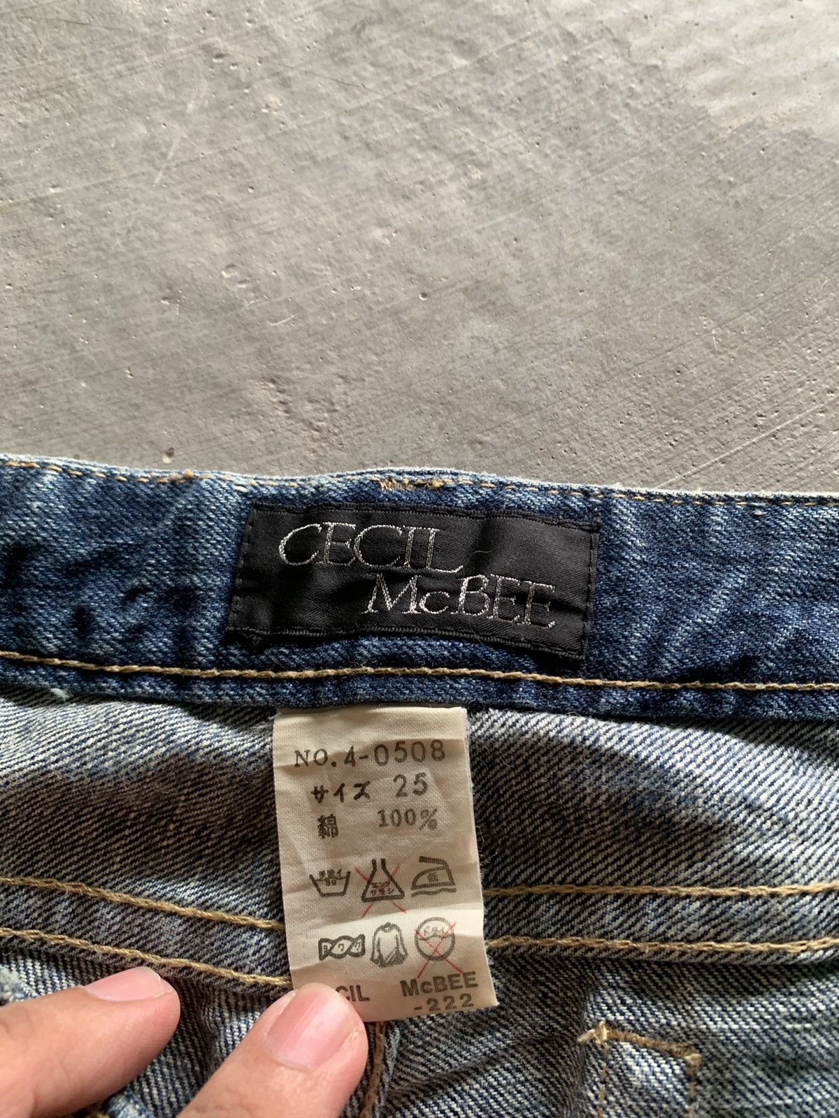 20471120 × Japanese Brand flared distressed beaded cecil mcbee japanese jeans Size US 29 - 6 Thumbnail