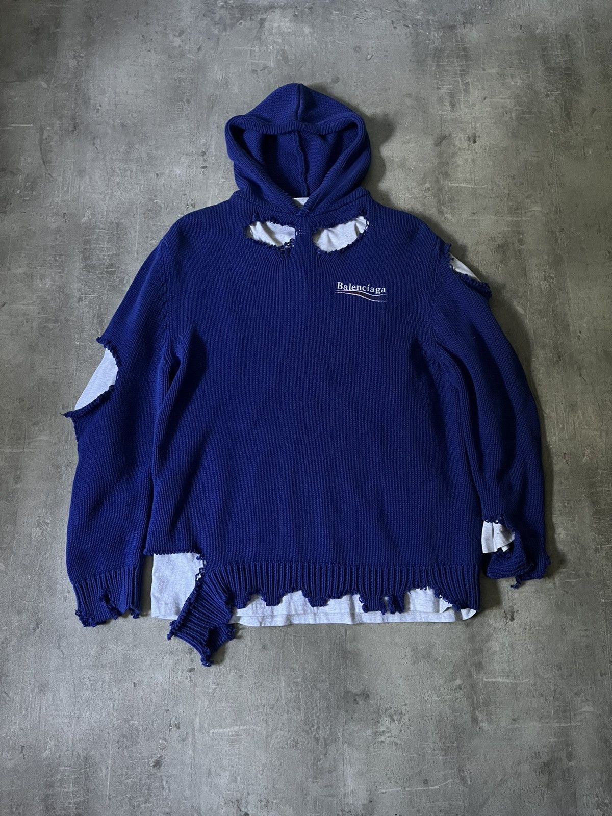 Balenciaga Balenciaga F/W 21 Political Campaign distressed sweater Size US S / EU 44-46 / 1 - 2 Thumbnail