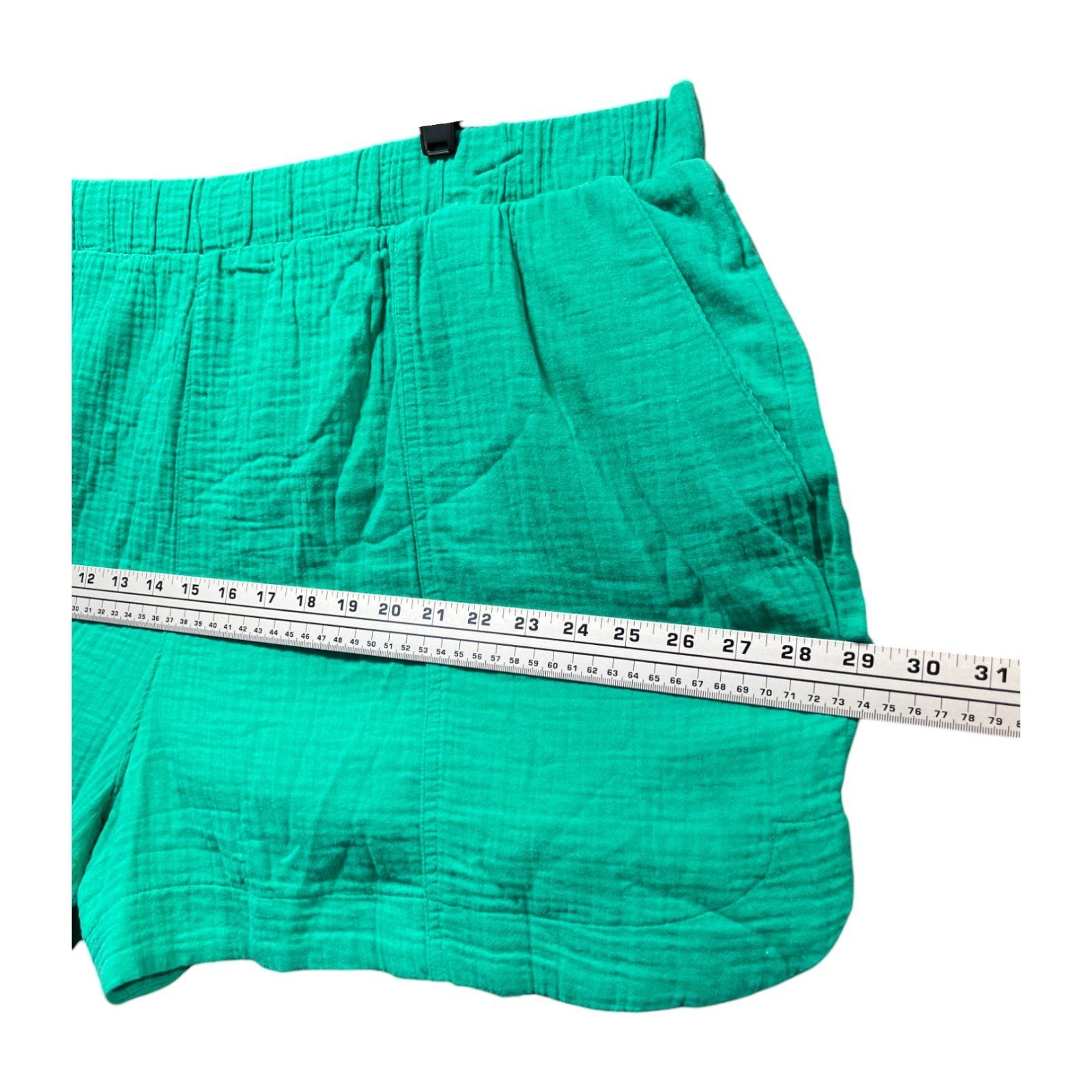 Other Universal Thread - Women's High-Rise Pull-On Short - Green - Size 42" / US 20 - 4 Thumbnail