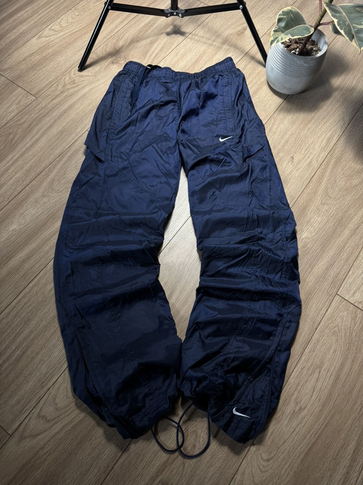 Nike 00s Nike Vintage Swoosh Nylon Streetwear y2k Rare Pants Size US 32 / EU 48 - 2 Thumbnail