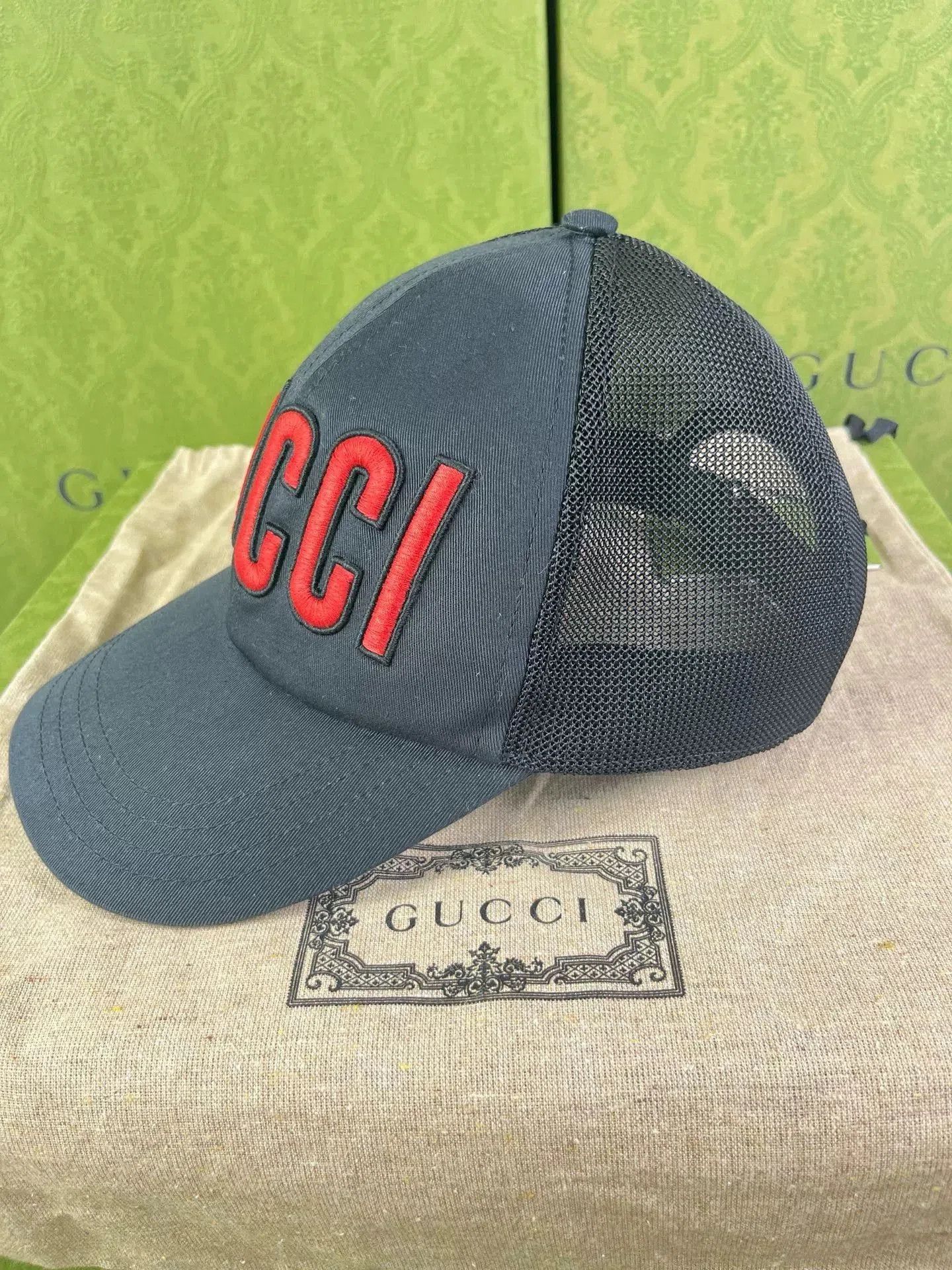 Gucci Gucci Black Unisex Hat. Size ONE SIZE - 2 Thumbnail
