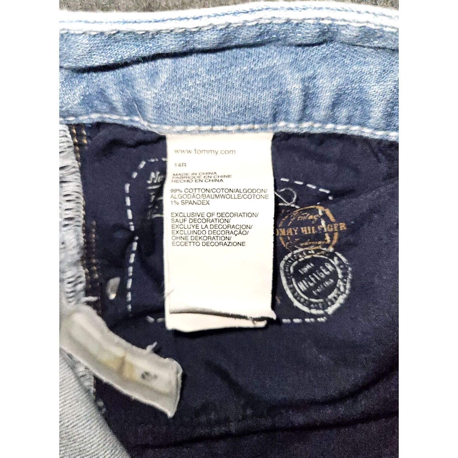 Tommy Hilfiger VINTAGE Tommy Hilfiger Jeans Woman 14 Regular Mid Rise Blue Solid Denim Logo Boyfriend Preppy Hipster Womens Size 36" / US 14 / IT 50 - 3 Thumbnail