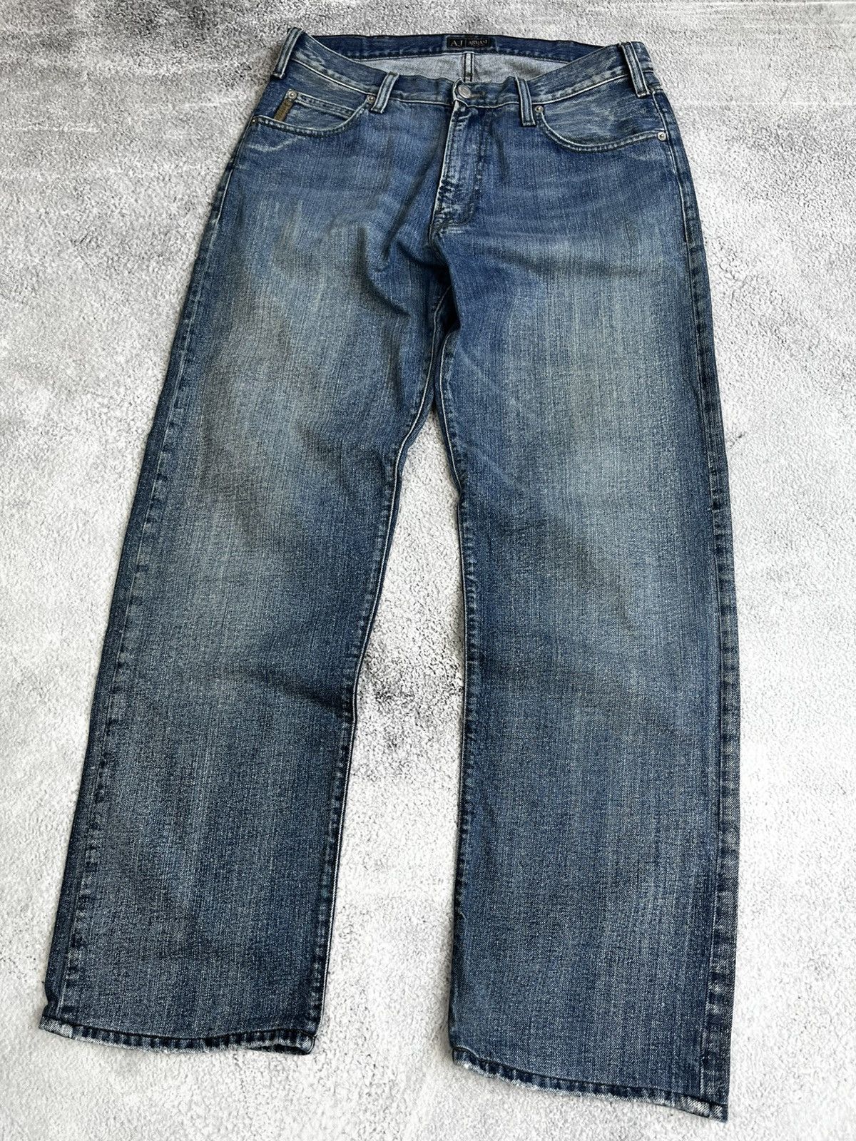 Giorgio Armani Armani denim vintage size 32 Size US 32 / EU 48 - 2 Thumbnail